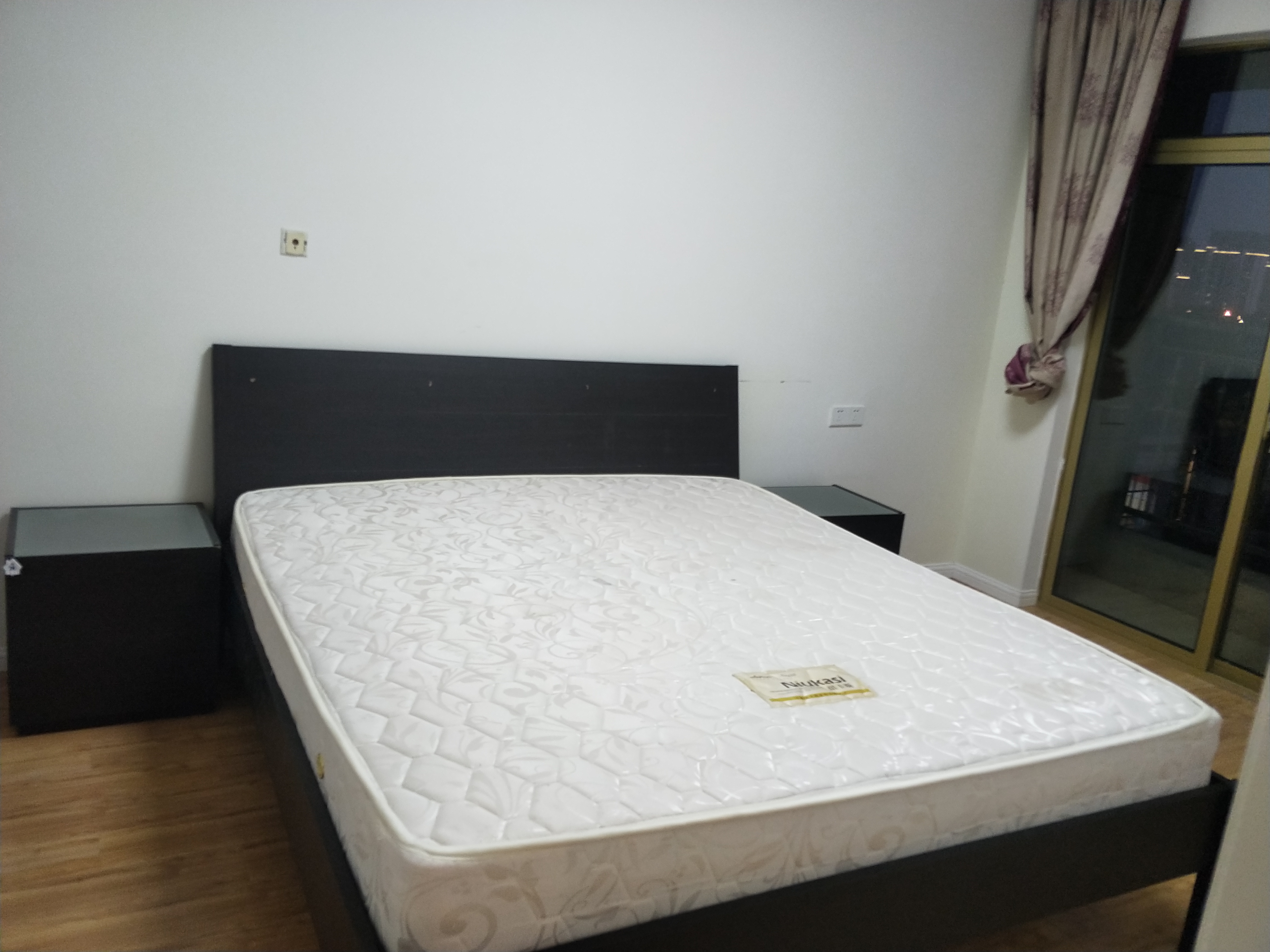 恒盛豪庭 2室1厅1卫 95m&sup2;