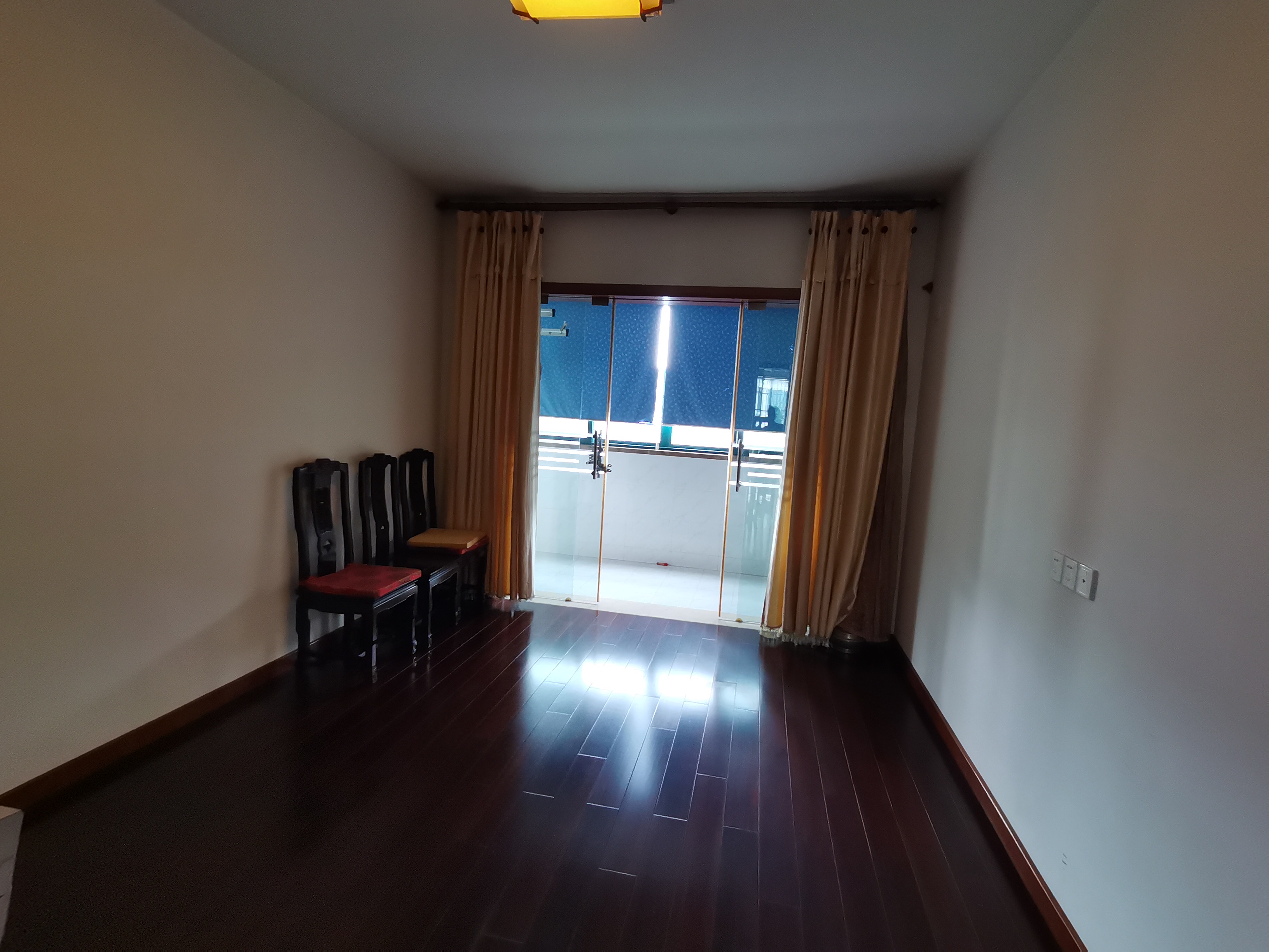 星源佳苑 3室2厅1卫 138m&sup2;