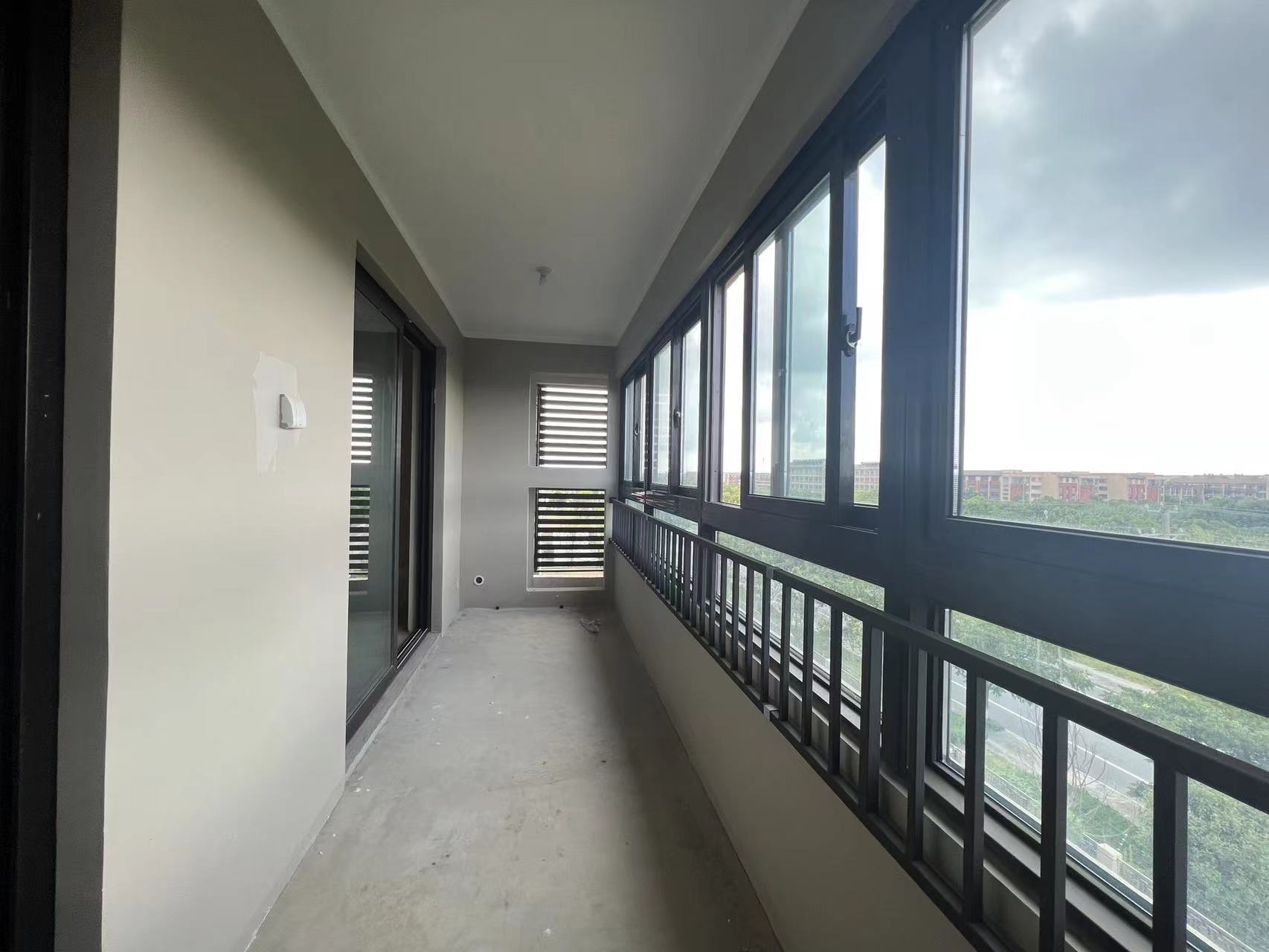 绿地江海图 3室2厅2卫 107.24m&sup2;