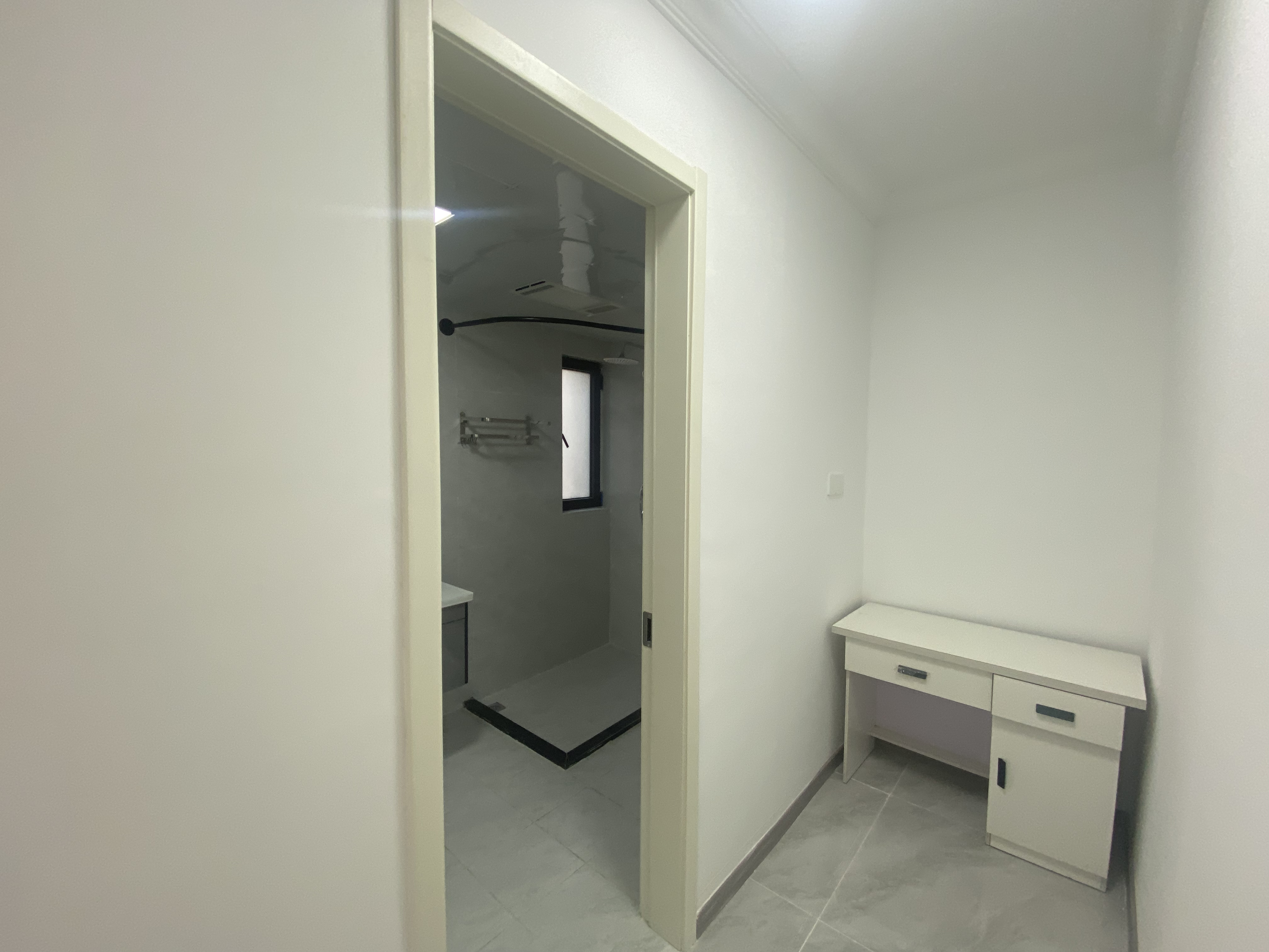 保利香槟国际 4室2厅2卫 128.00m²