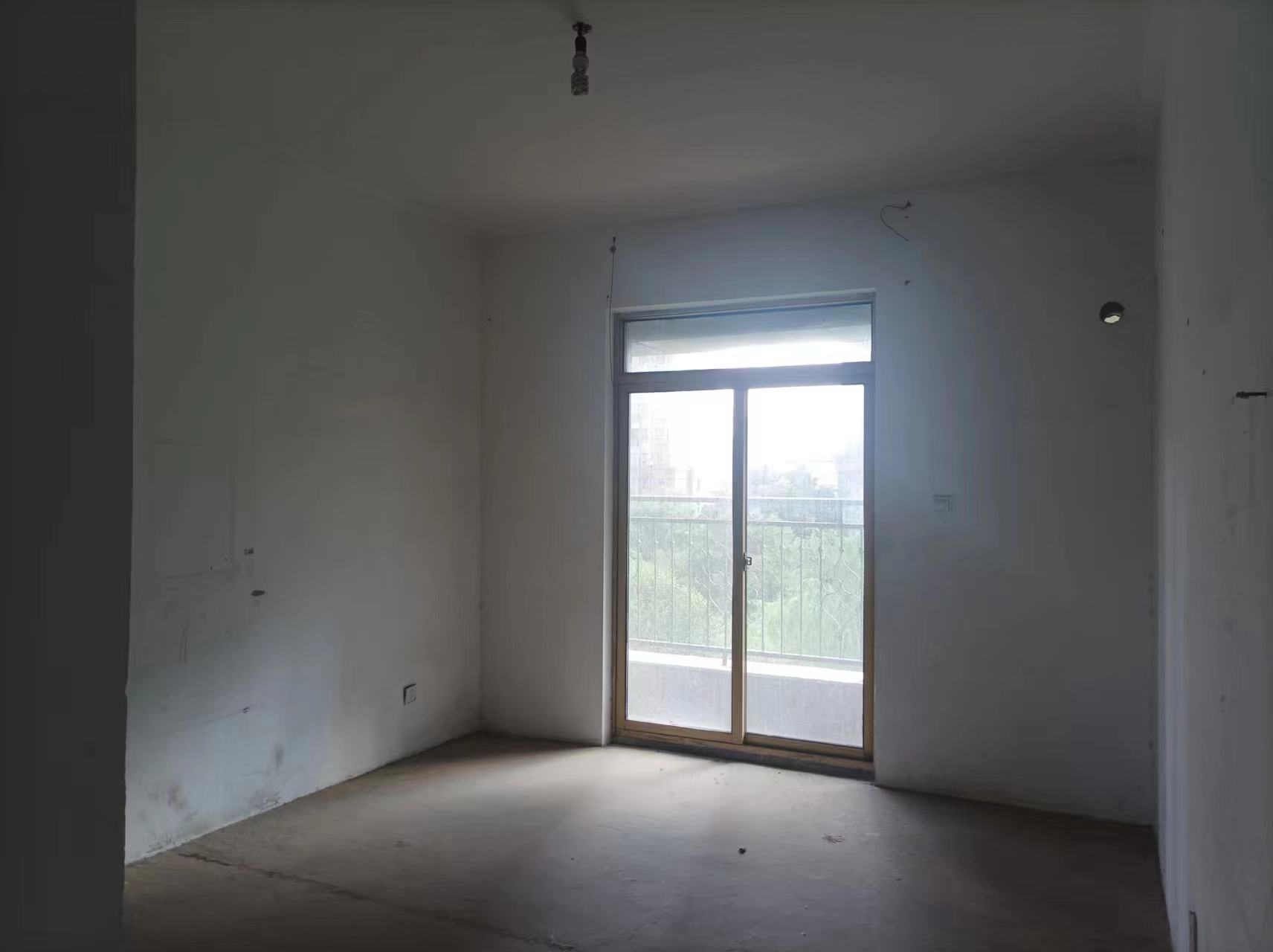 恒盛豪庭 4室2厅2卫 169m&sup2;