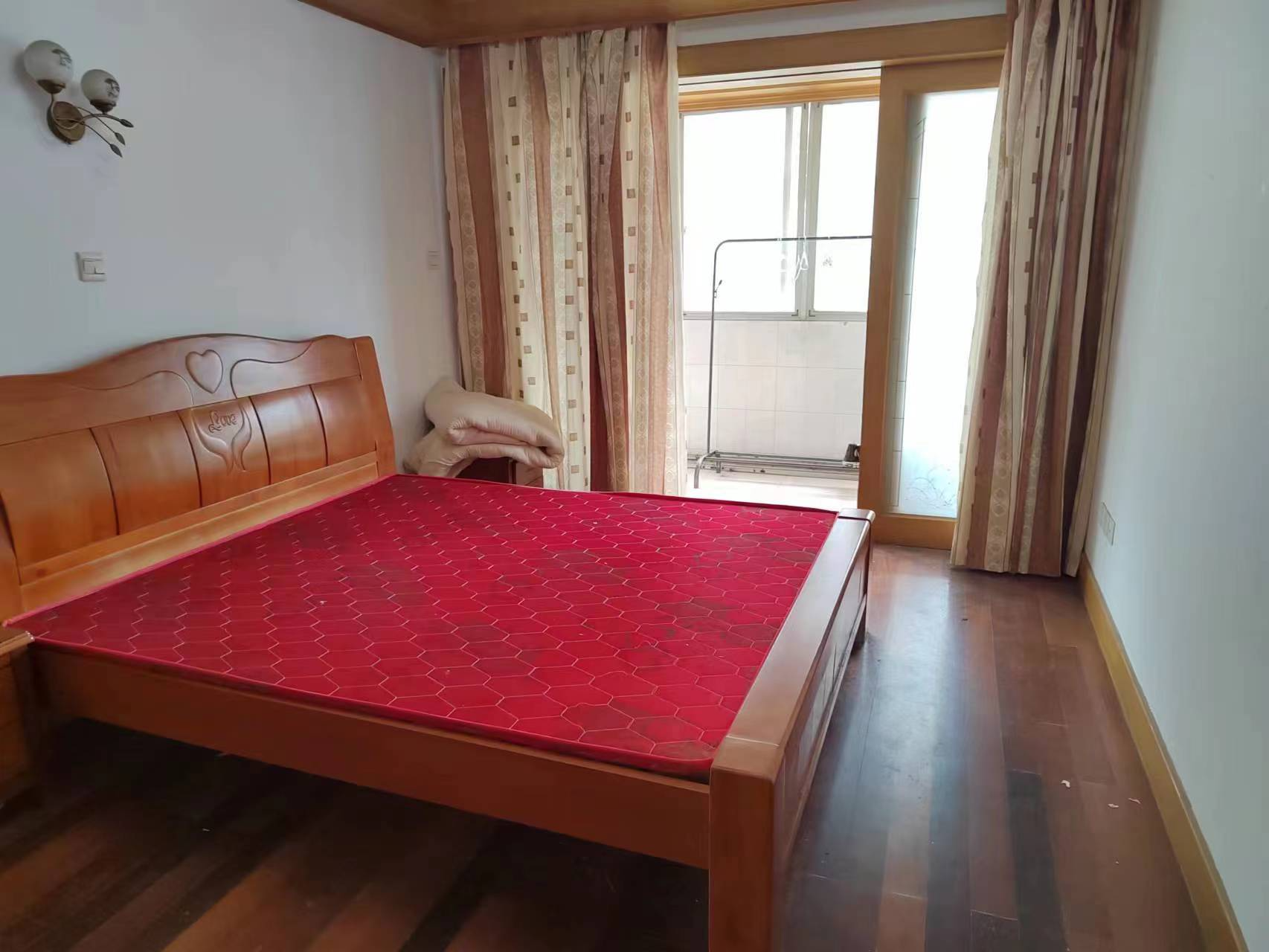 濠西园 3室2厅1卫 120m&sup2;
