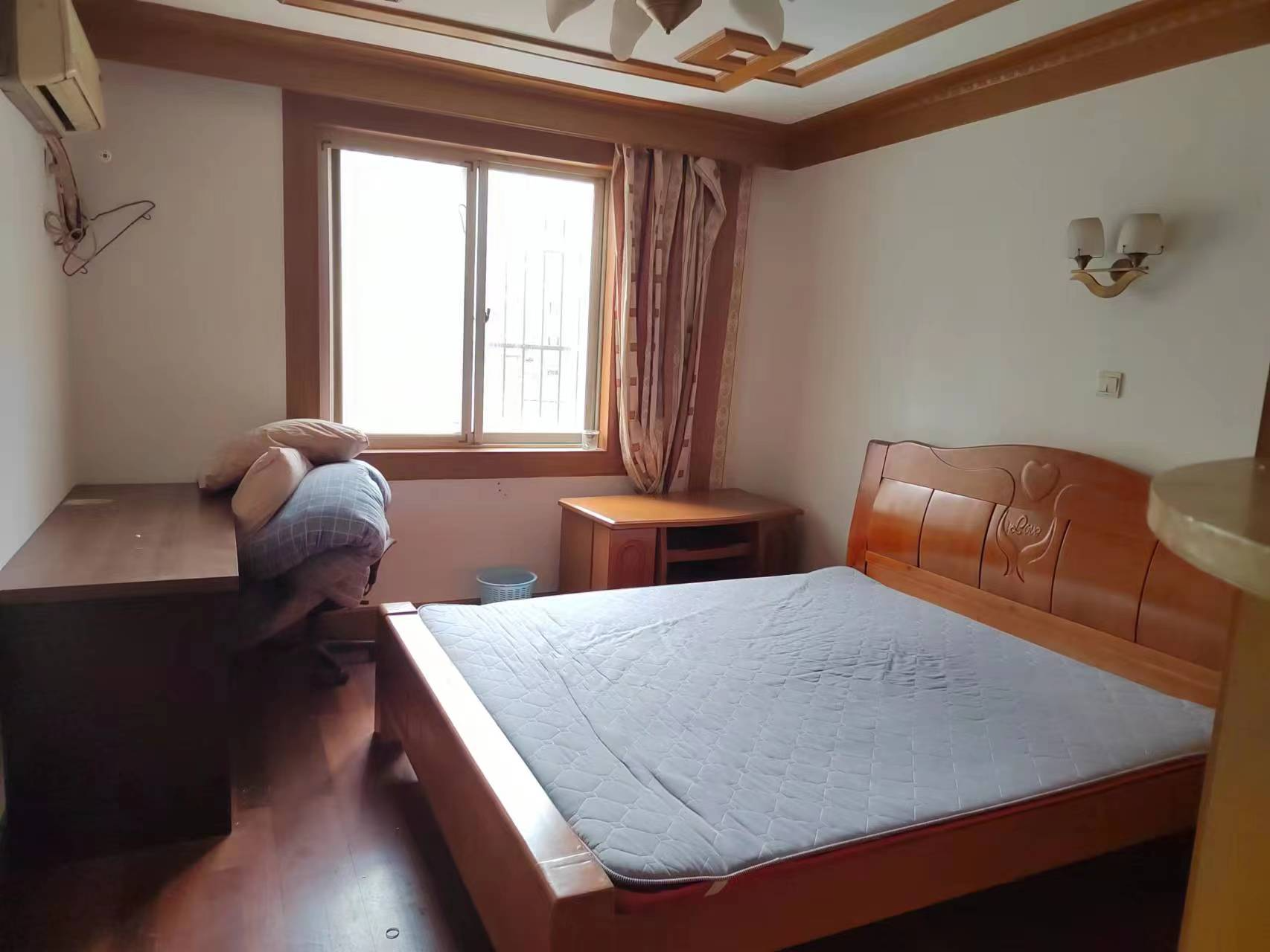 濠西园 3室2厅1卫 120m&sup2;