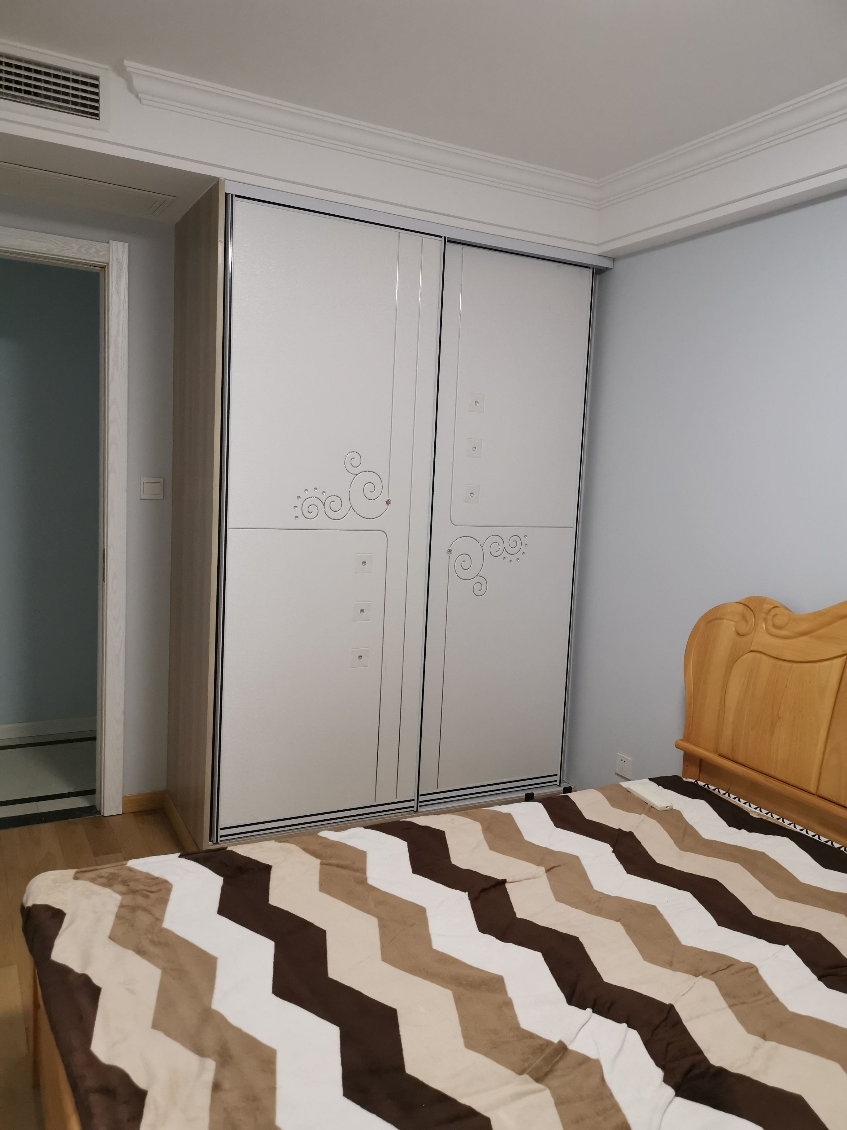 万达华府 3室2厅1卫 108m&sup2;