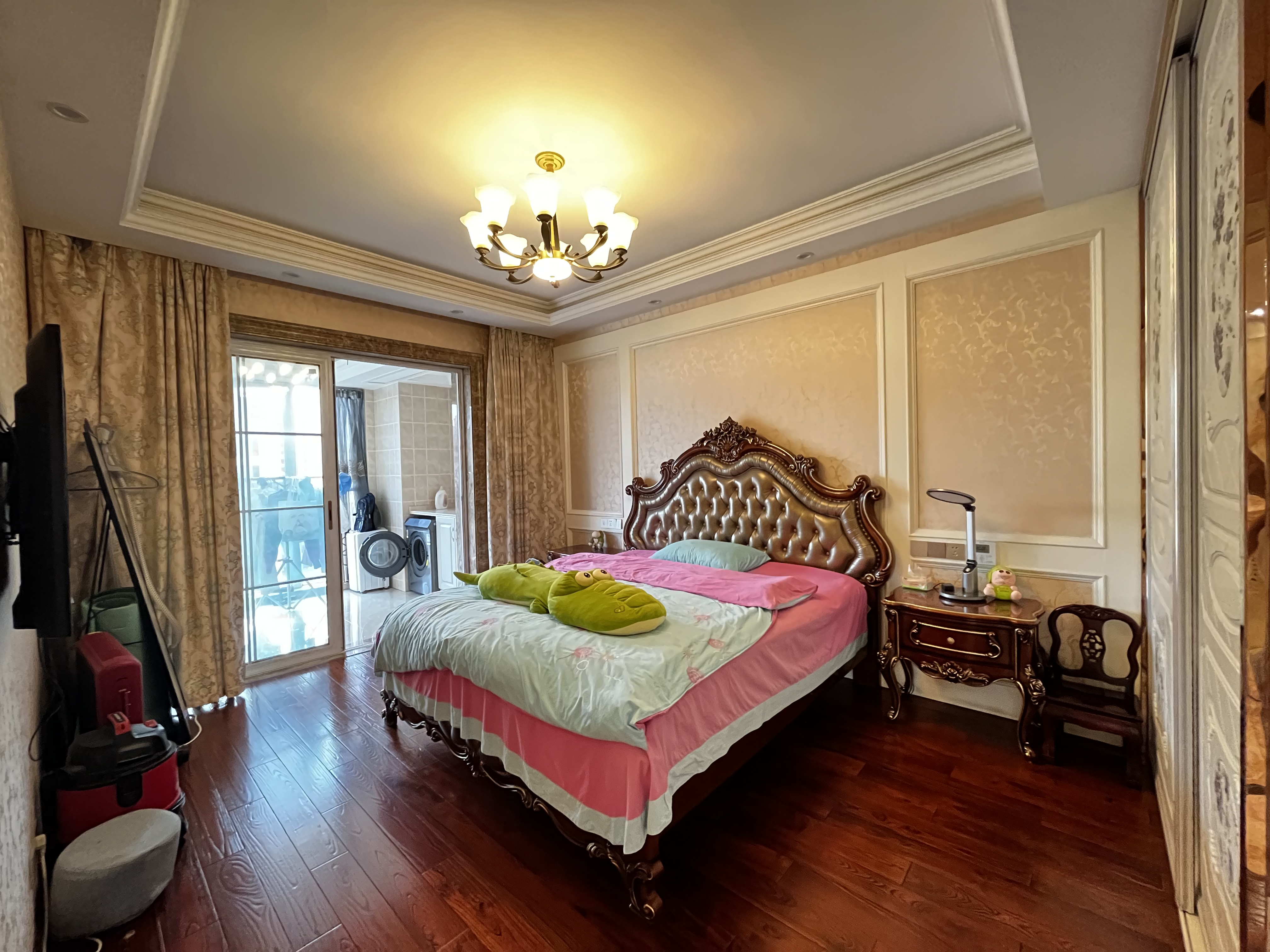 和融&bull;优山美地名邸 4室2厅2卫 184m&sup2;