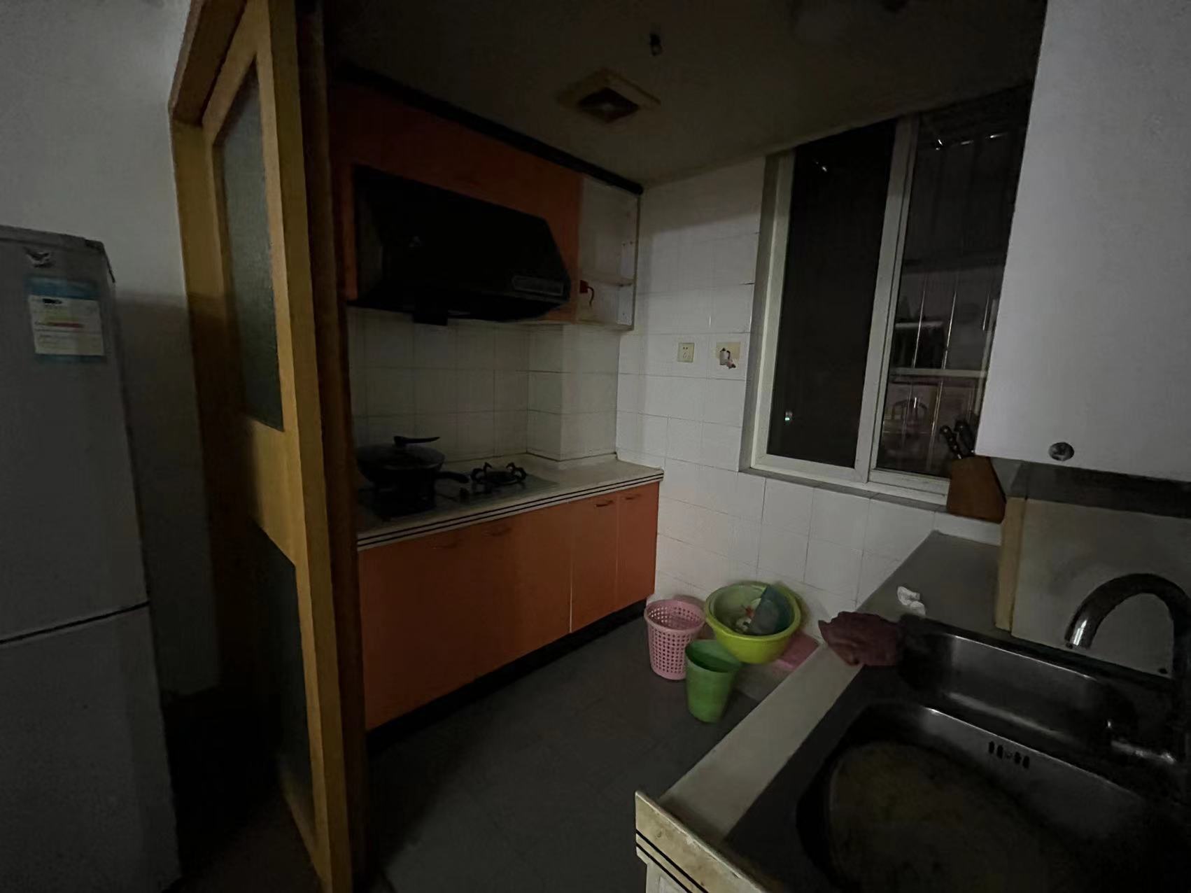桃坞路服饰城 2室1厅1卫 81m&sup2;
