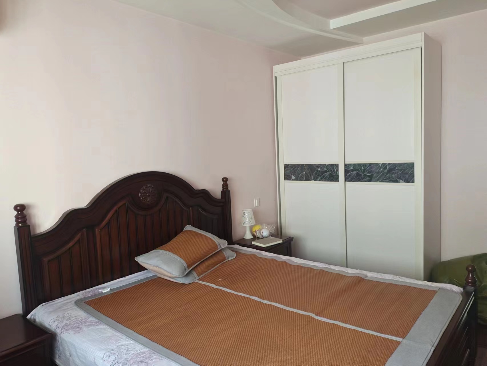 星源花苑 4室2厅2卫 206m&sup2;