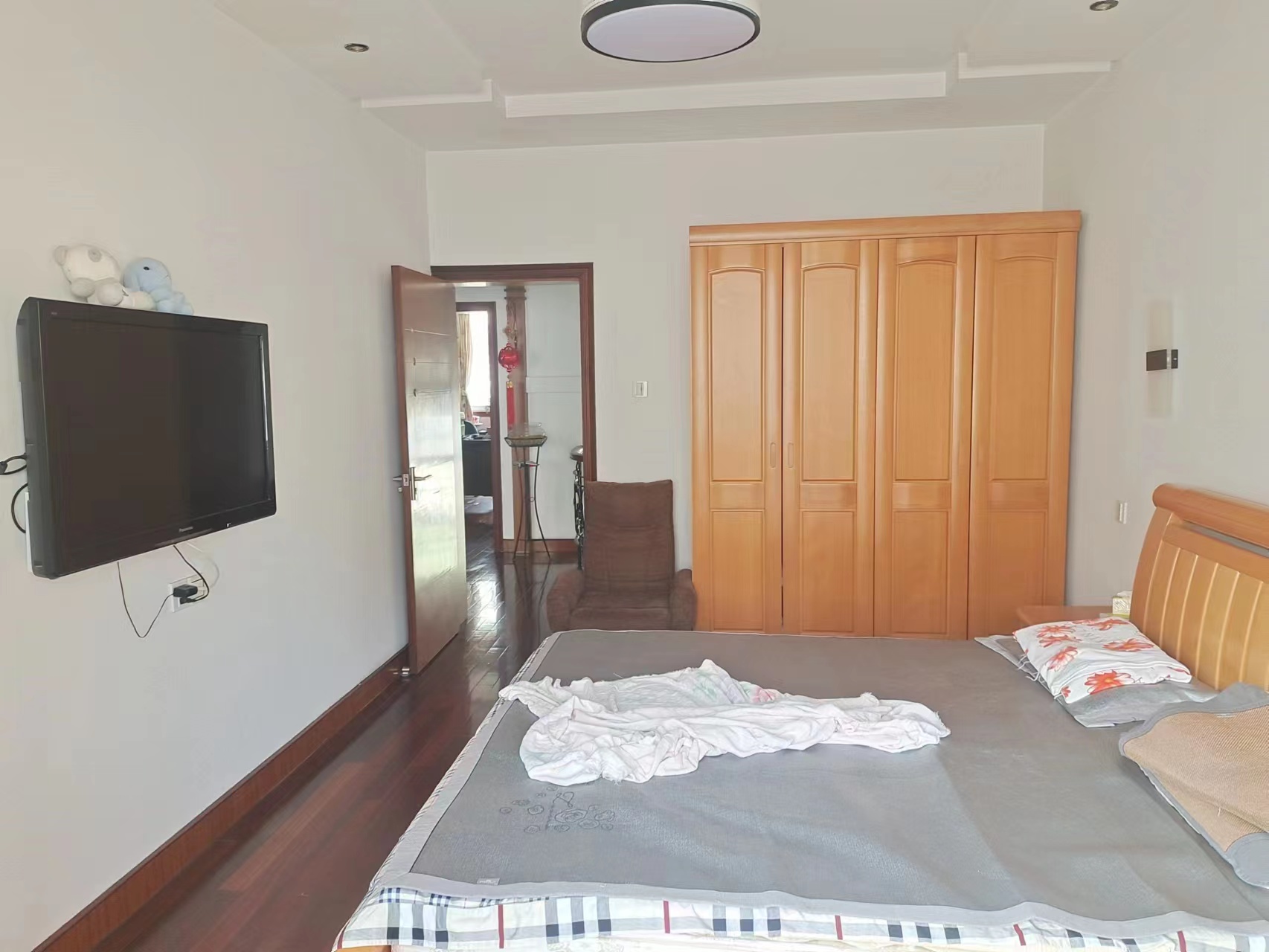 星源花苑 4室2厅2卫 206m&sup2;