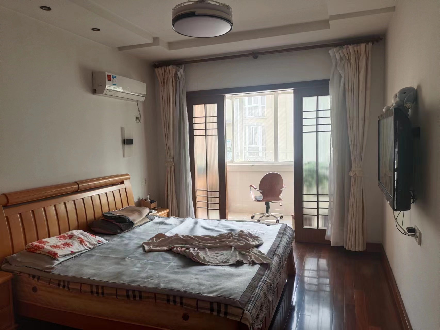 星源花苑 4室2厅2卫 206m&sup2;