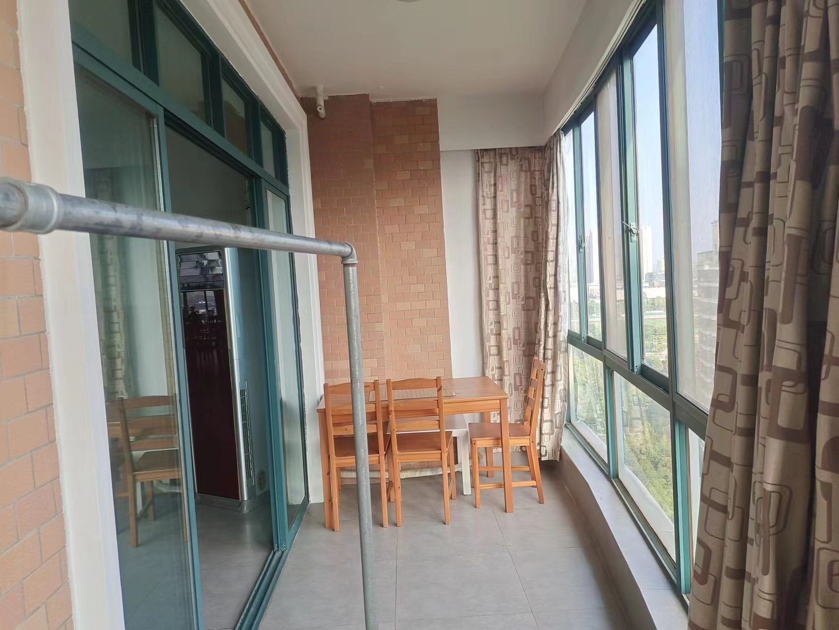 江海皇都私家花园 3室2厅2卫 150m&sup2;
