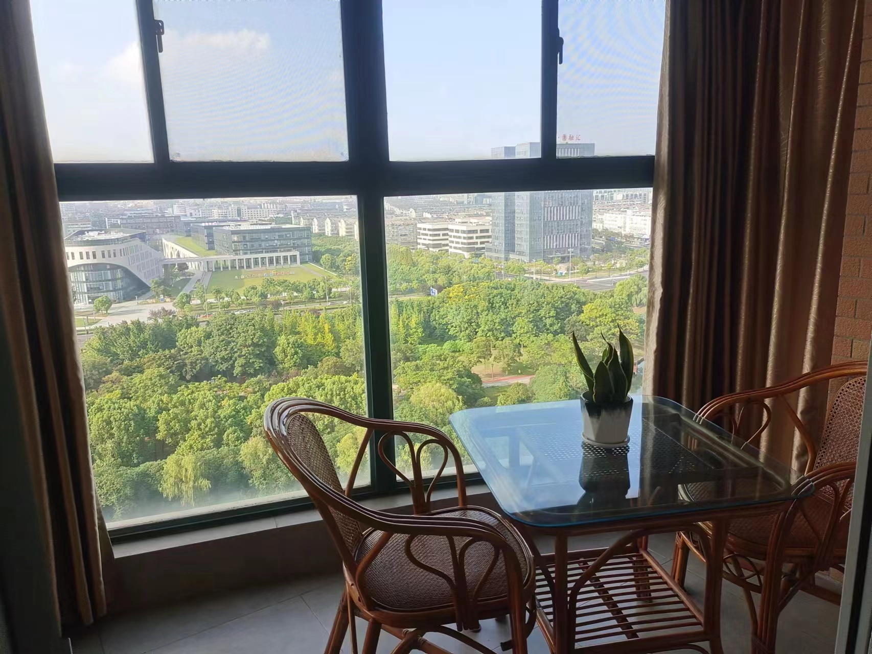 江海皇都私家花园 3室2厅2卫 150m&sup2;