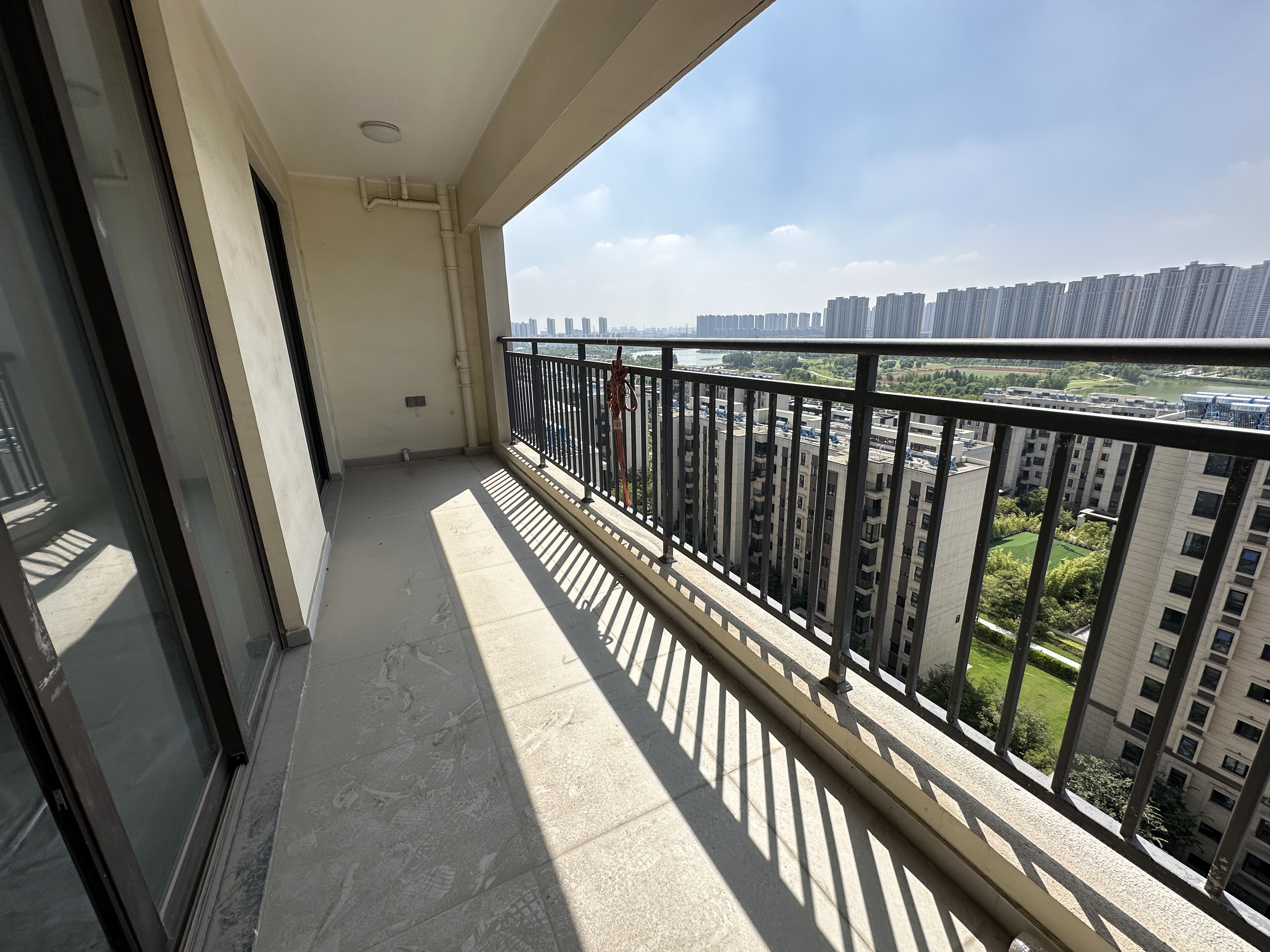 春风南岸西园 4室2厅2卫 136.00m&sup2;