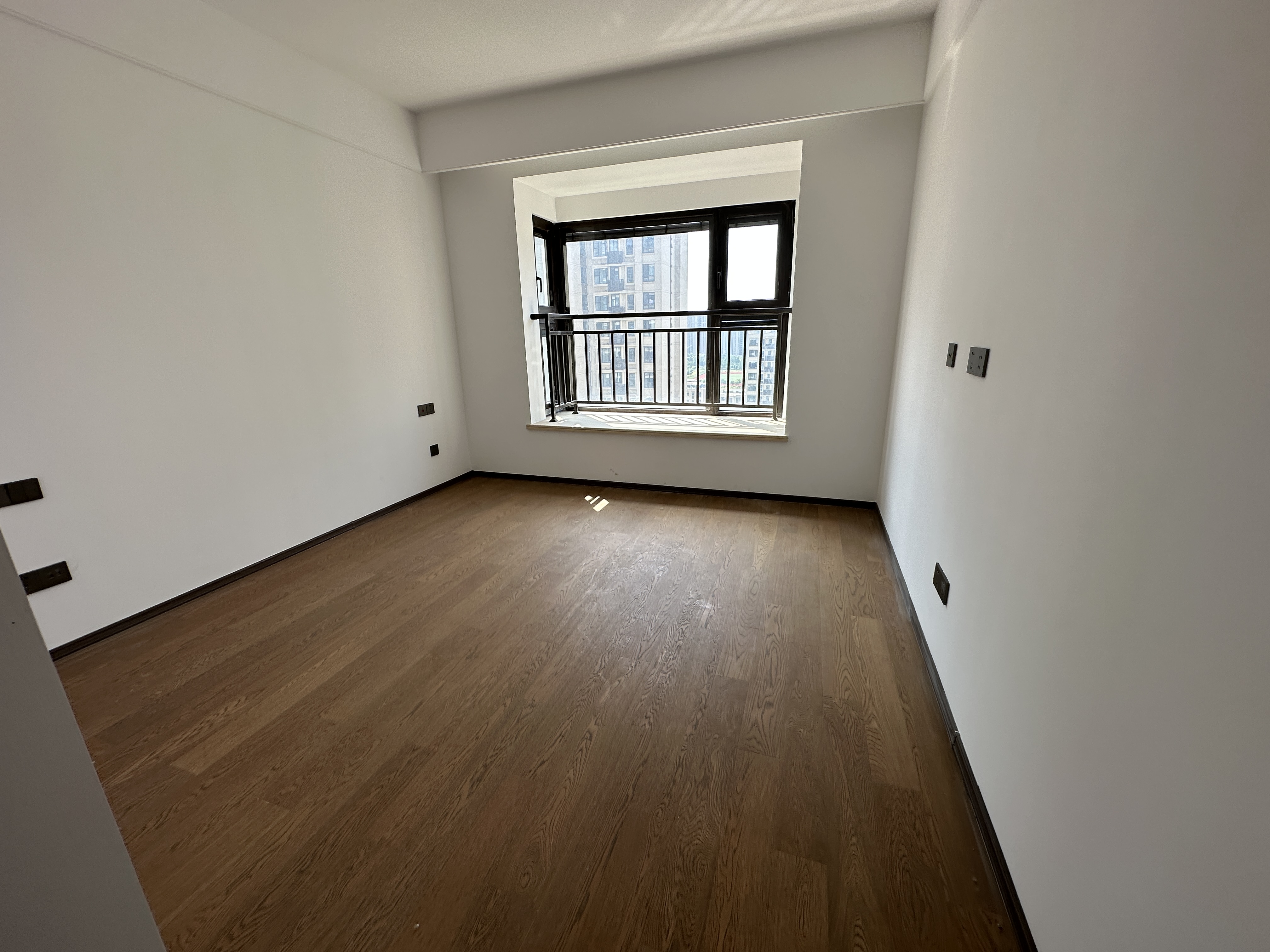 春风南岸西园 3室2厅2卫 123m&sup2;