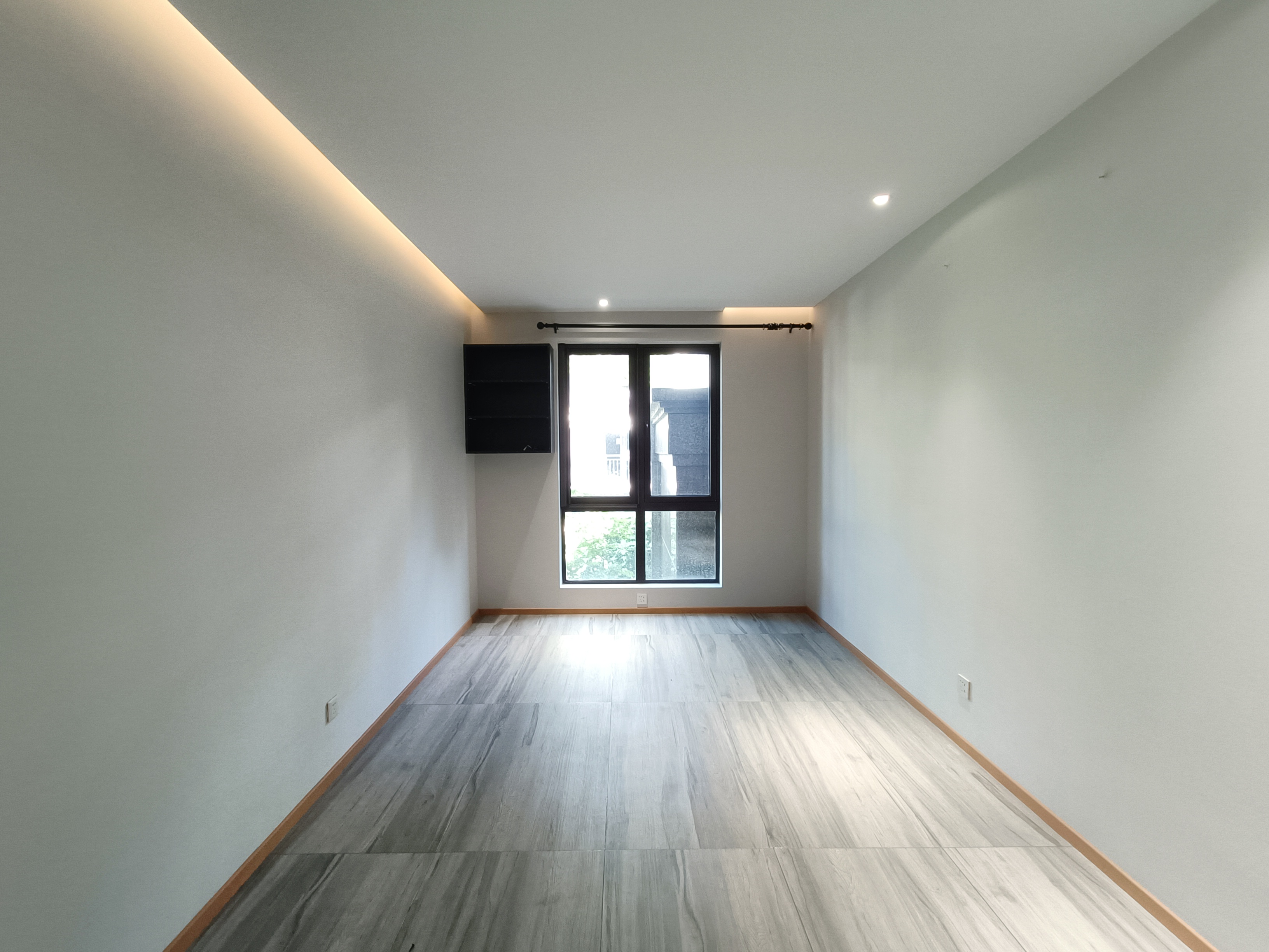 城市嘉苑 5室2厅2卫 220m&sup2;
