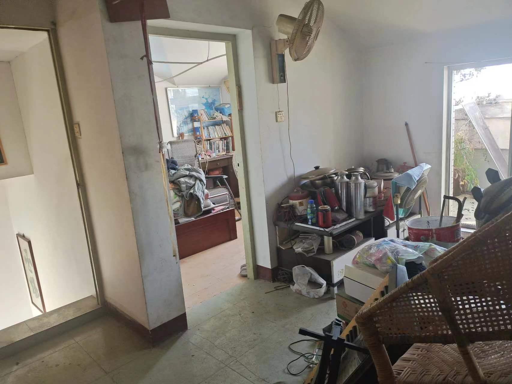 富贵北园 3室2厅1卫 82.00m&sup2;