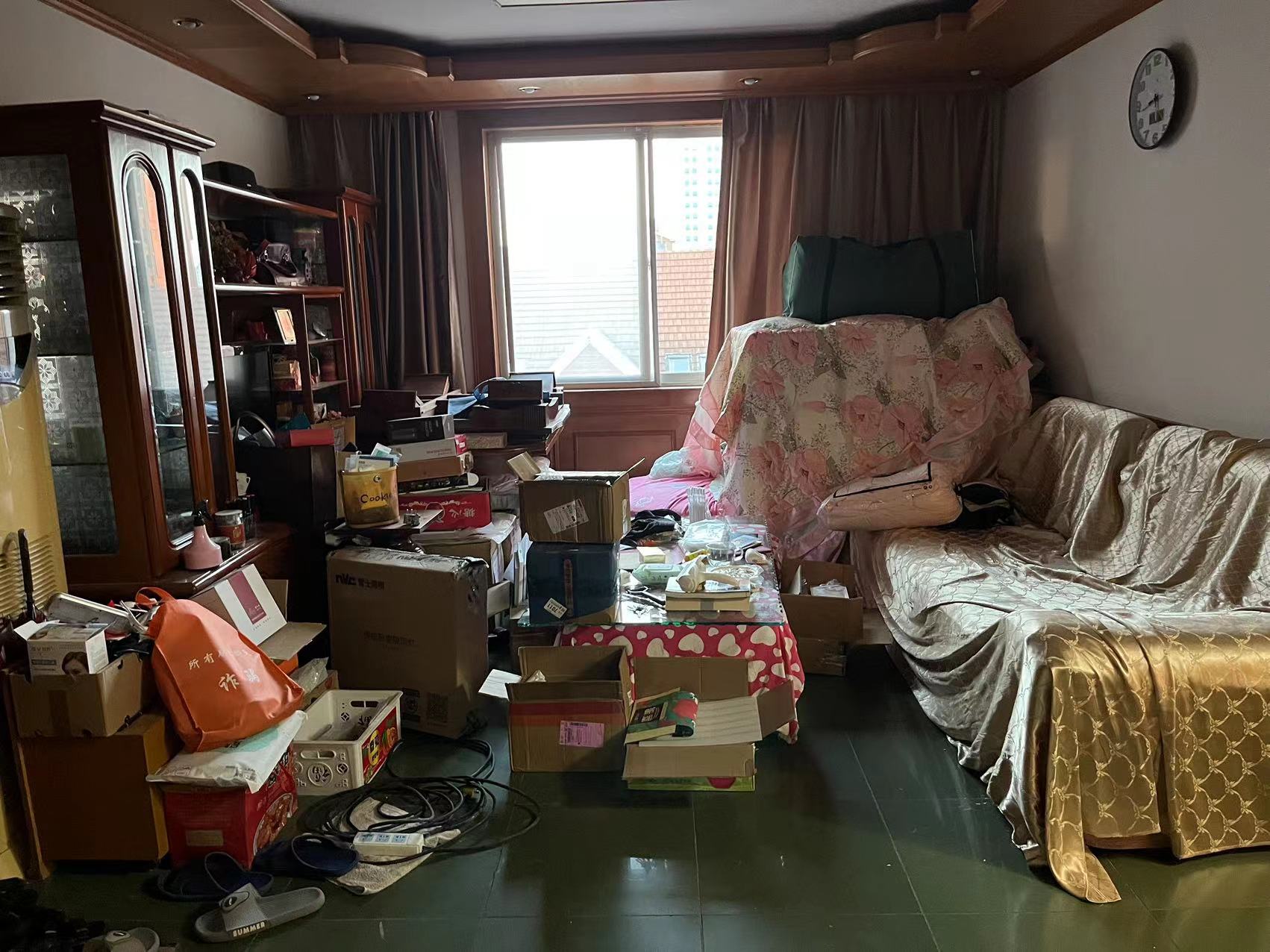 时珍园小区 3室2厅2卫 120m²