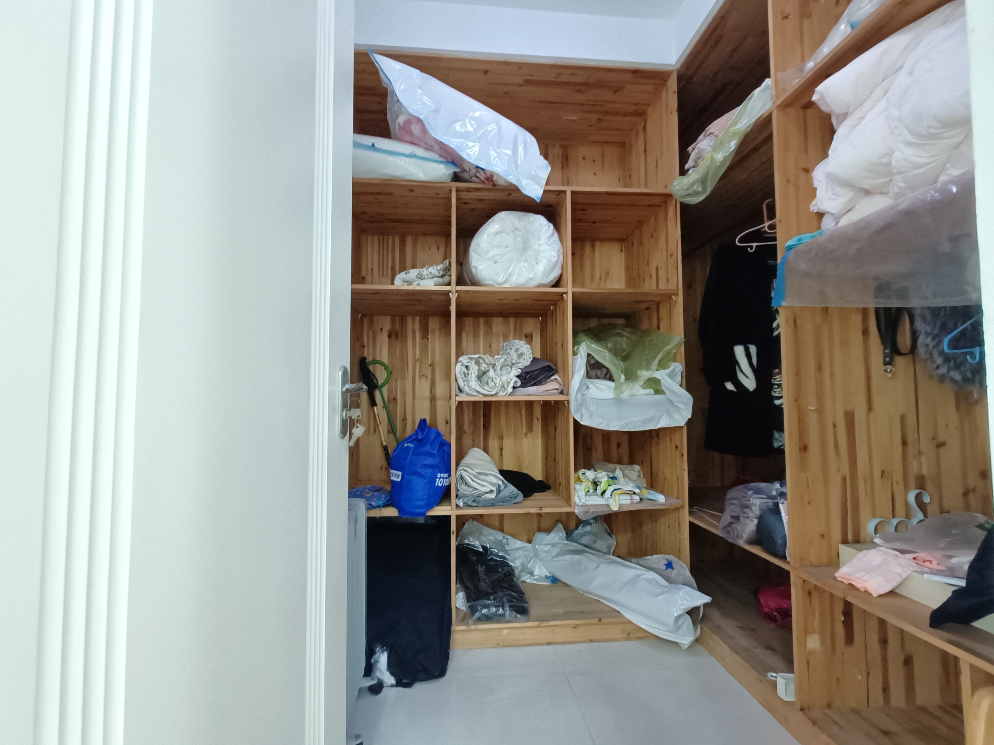 天安花园 3室2厅2卫 147.43m&sup2;