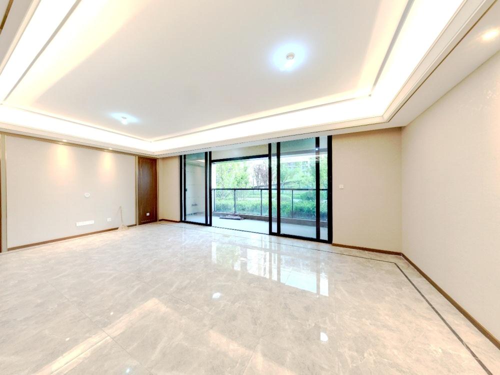 绿城蘭园 3室2厅2卫 155m²