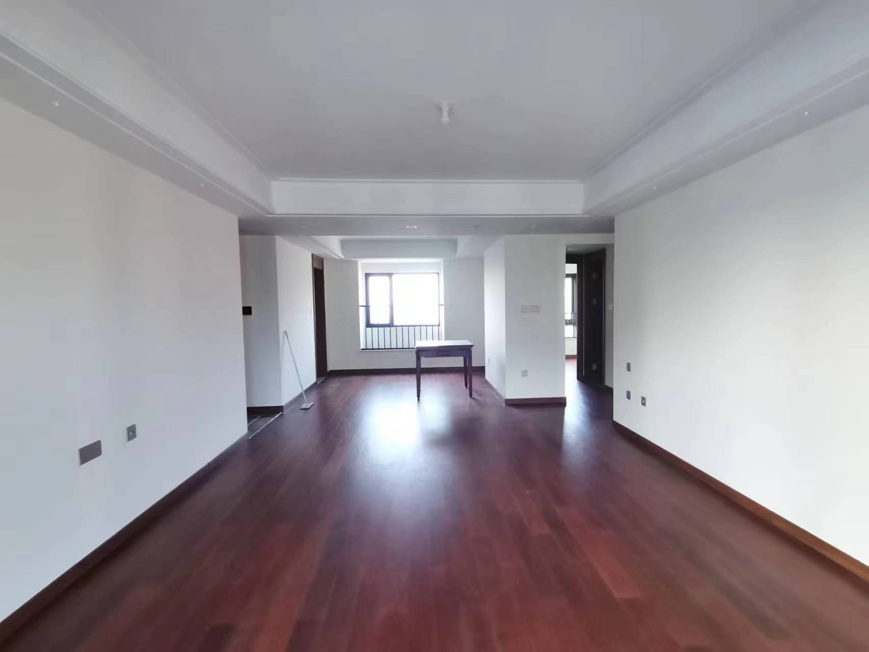 中南万科大都会 3室2厅2卫 131m²
