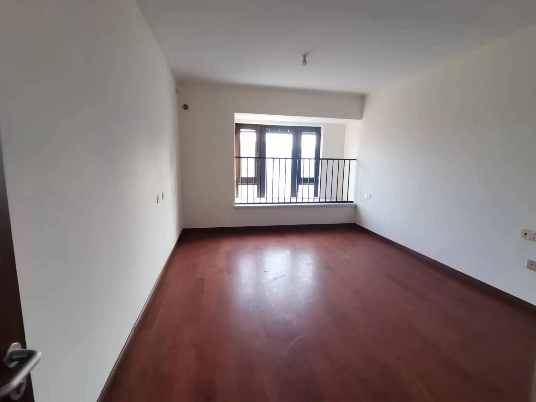 中南万科大都会 3室2厅2卫 131.29m&sup2;