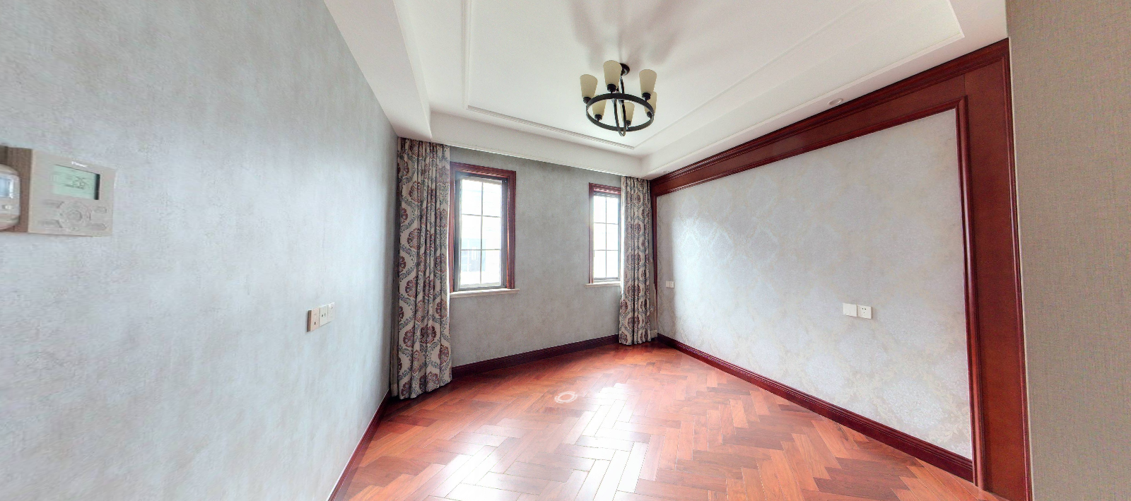 南通壹城水清木华 5室2厅3卫 235m&sup2;