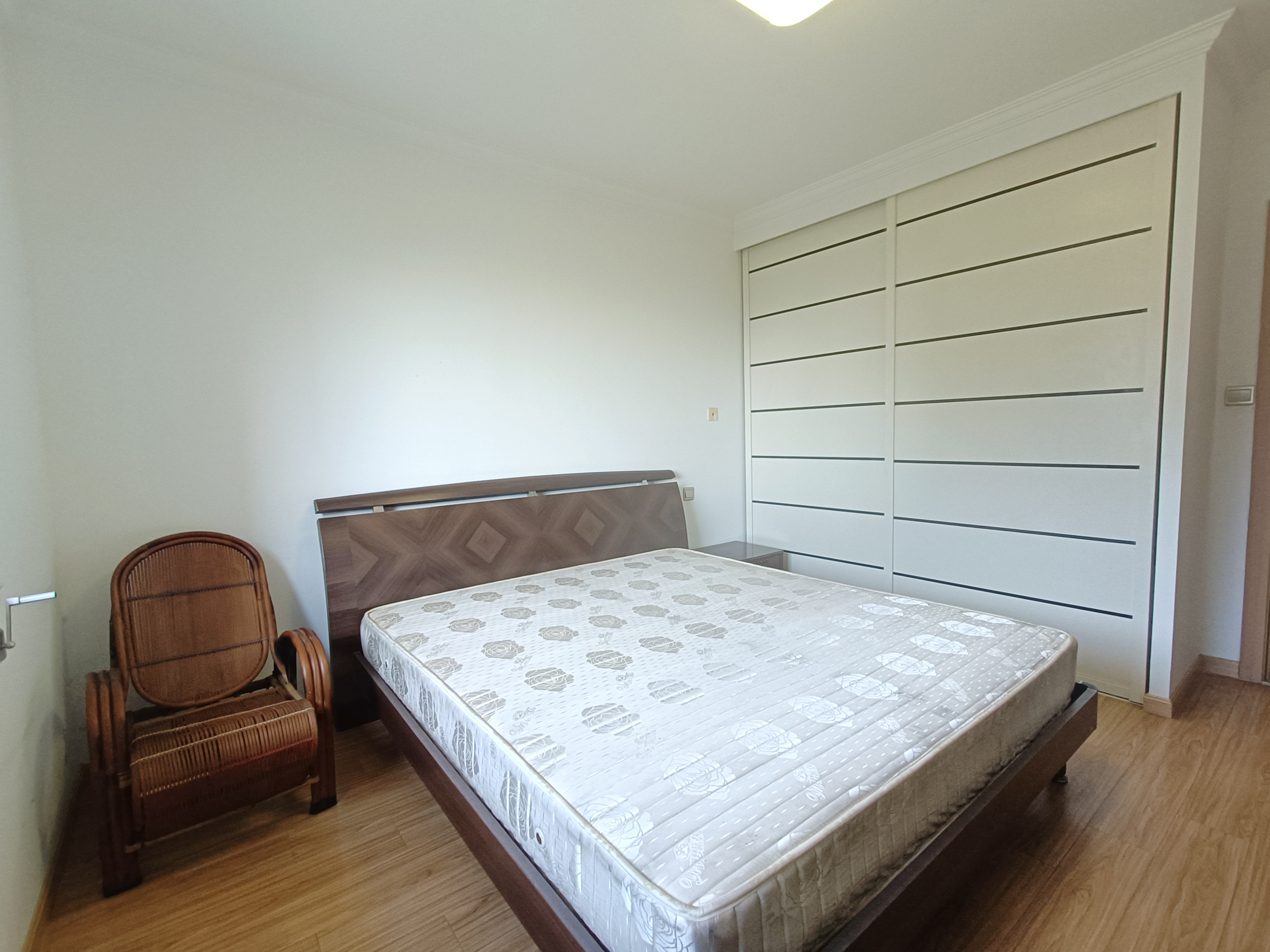 江景苑小区 2室1厅1卫 98m&sup2;