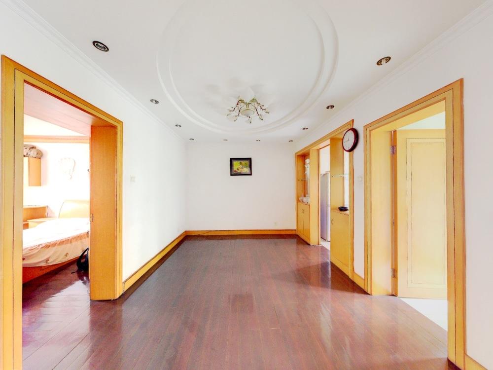 濠西园 3室2厅1卫 120m&sup2;