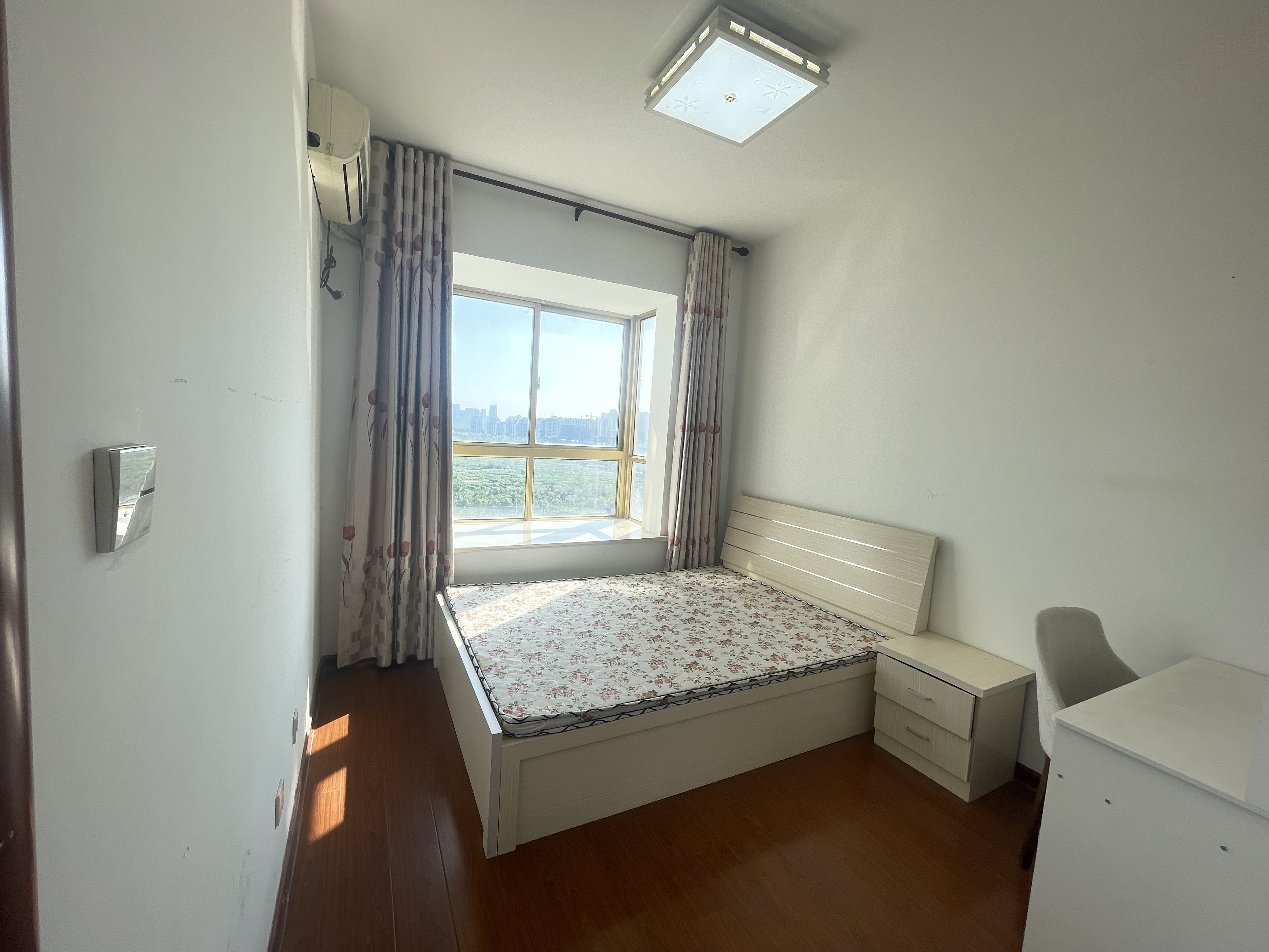 恒盛豪庭 2室2厅1卫 95.00m&sup2;