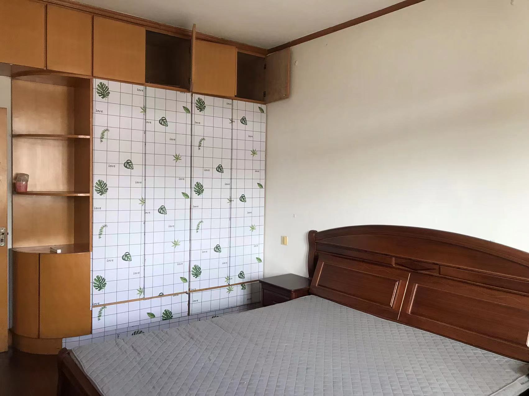 光明新村 3室2厅1卫 94.68m&sup2;