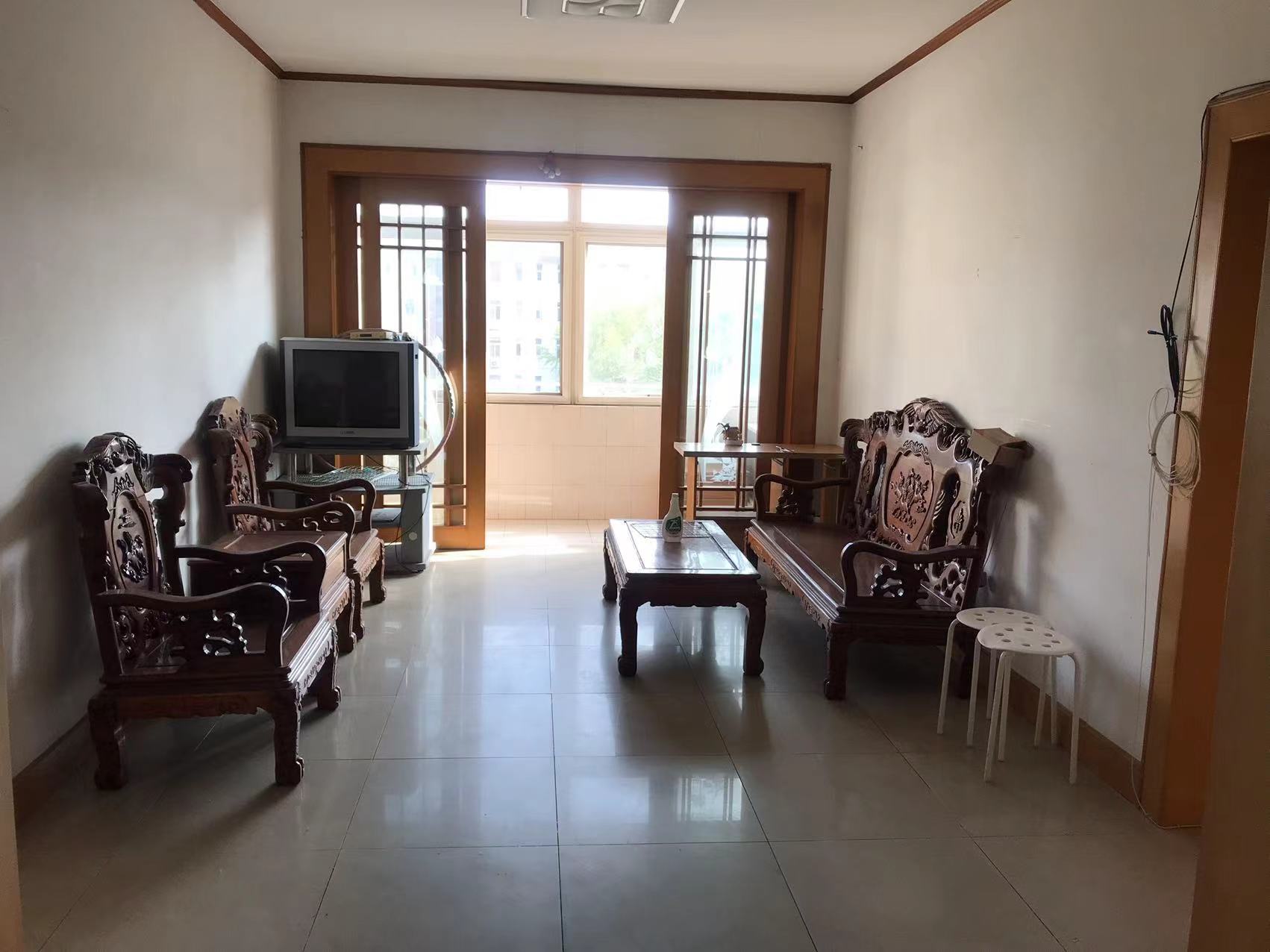 光明新村 3室2厅1卫 94.68m&sup2;