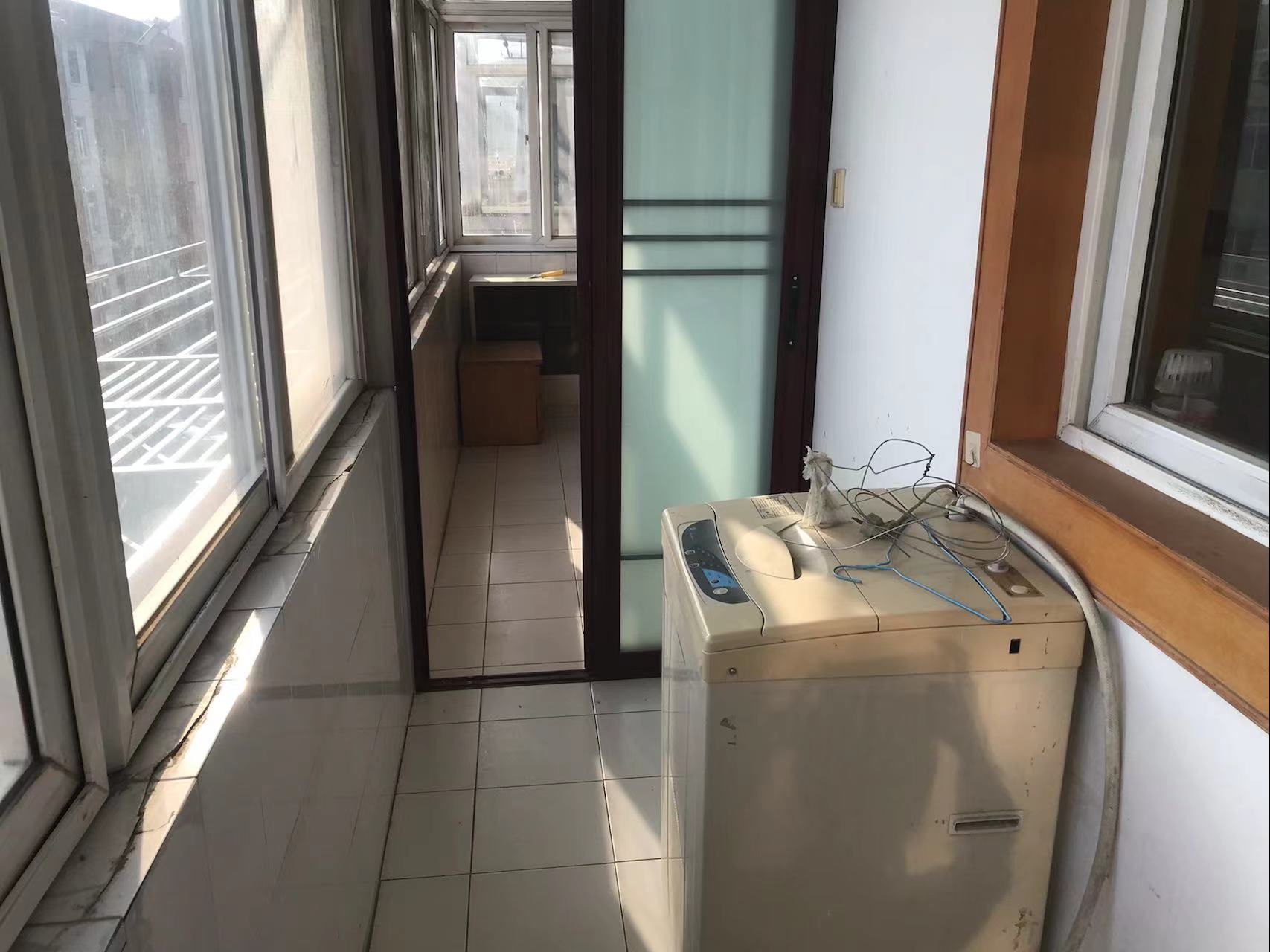 光明新村 3室2厅1卫 94.68m&sup2;