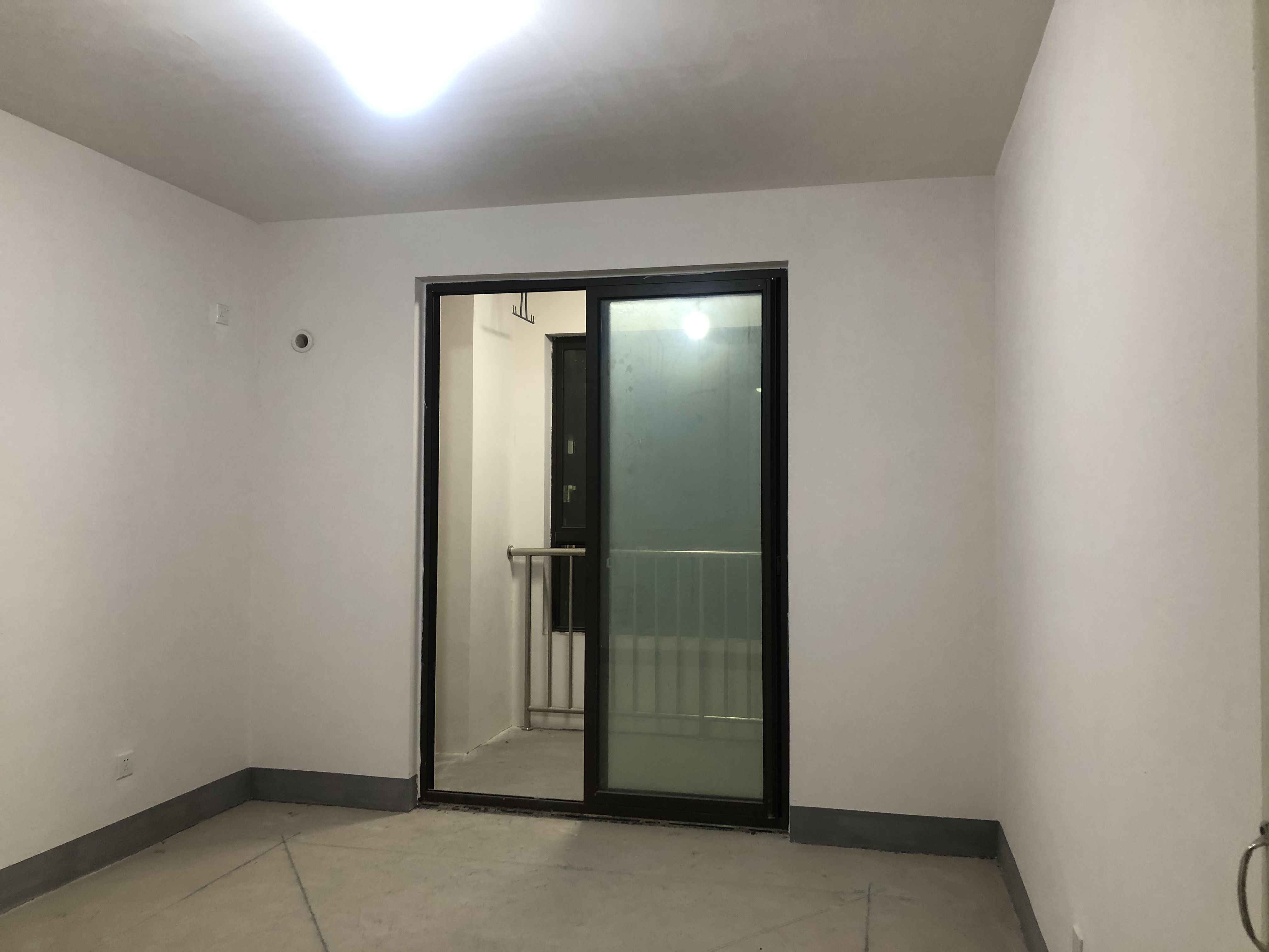 兴石花园 2室1厅1卫 84.79m&sup2;