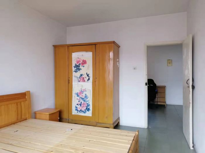 文峰新村 2室1厅1卫 70m&sup2;