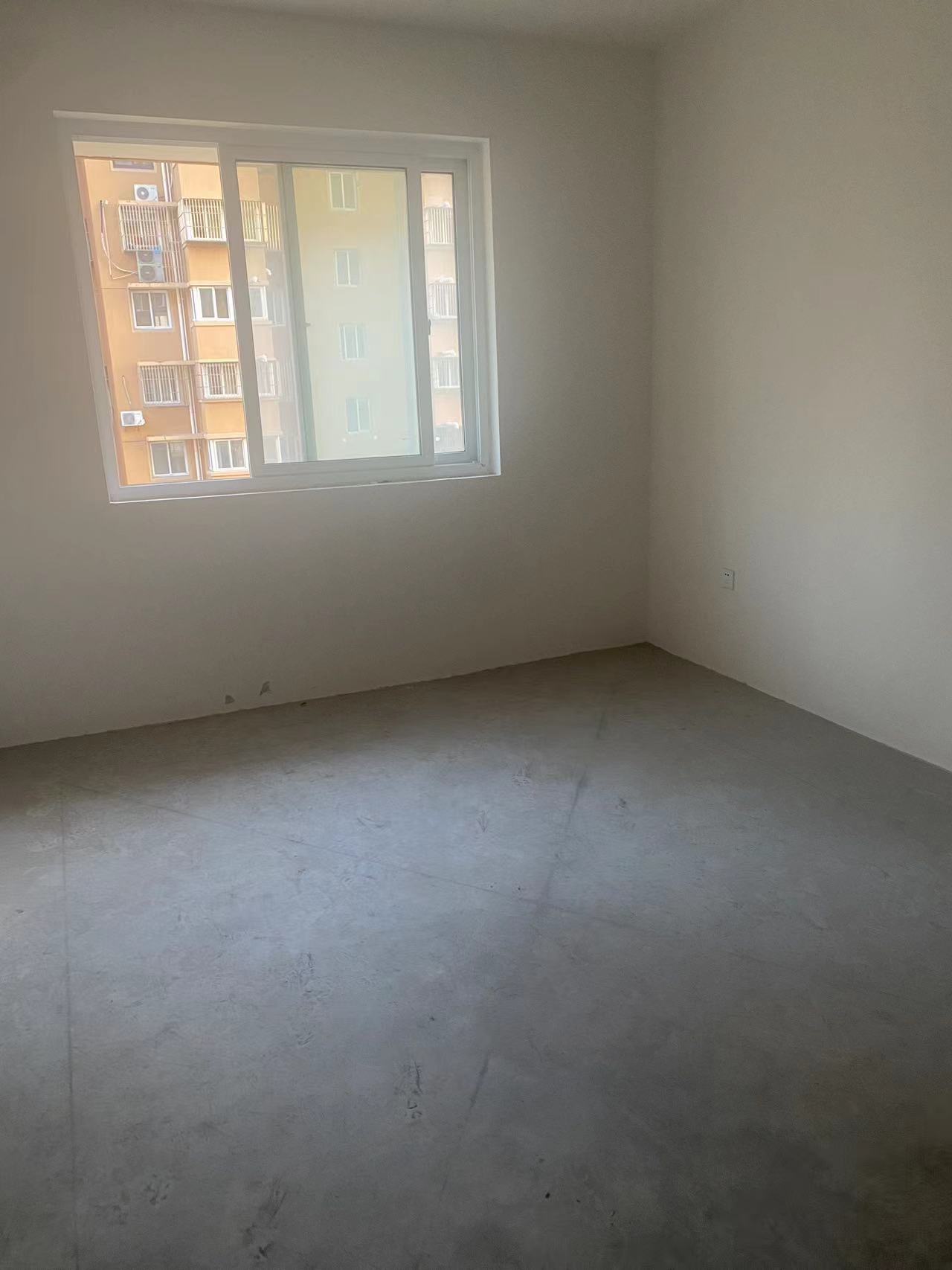 幸福怡居 3室2厅2卫 149.98m&sup2;