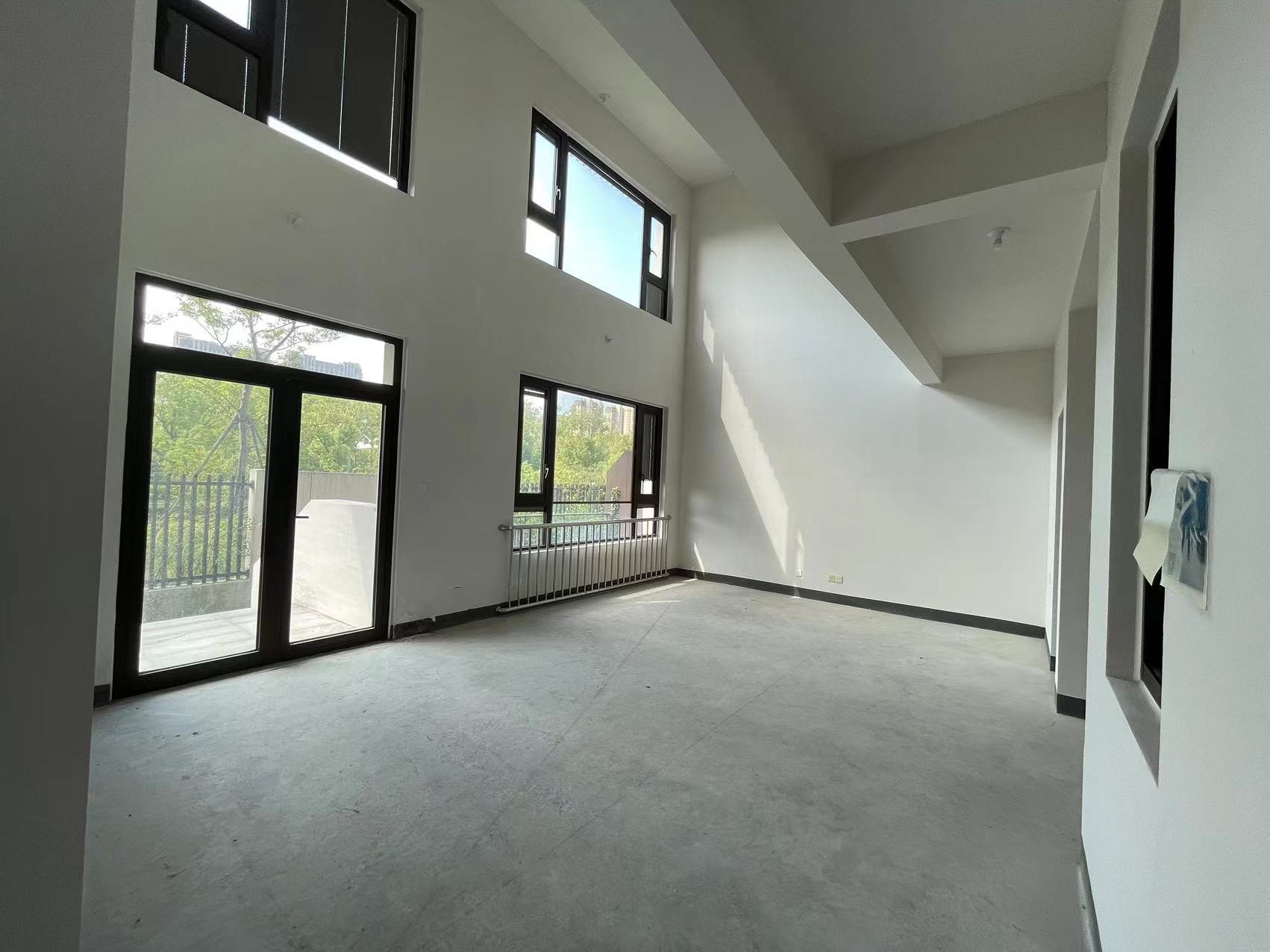 春风南岸西园 5室2厅4卫 138m&sup2;
