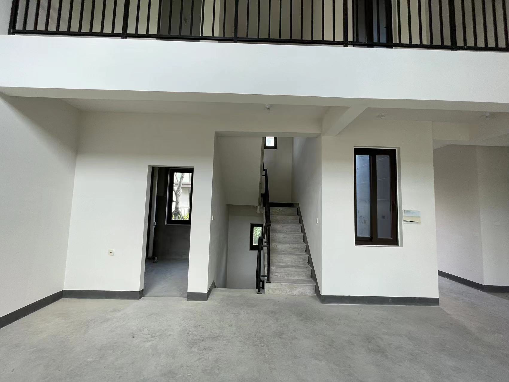 春风南岸西园 5室2厅4卫 138m&sup2;