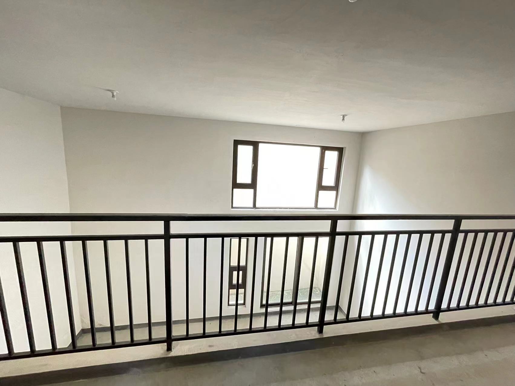 春风南岸西园 5室2厅4卫 138m&sup2;