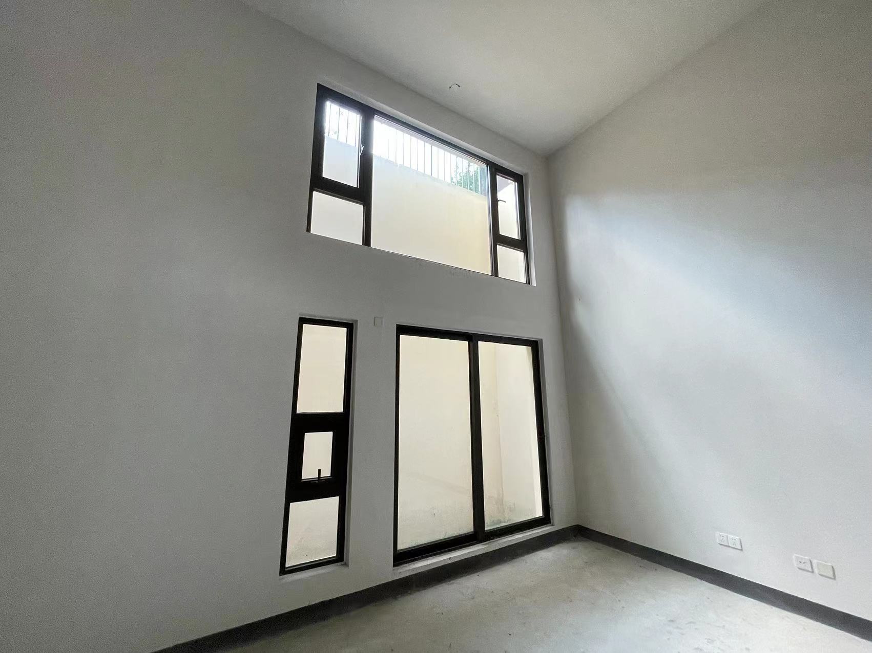 春风南岸西园 5室2厅4卫 138m&sup2;