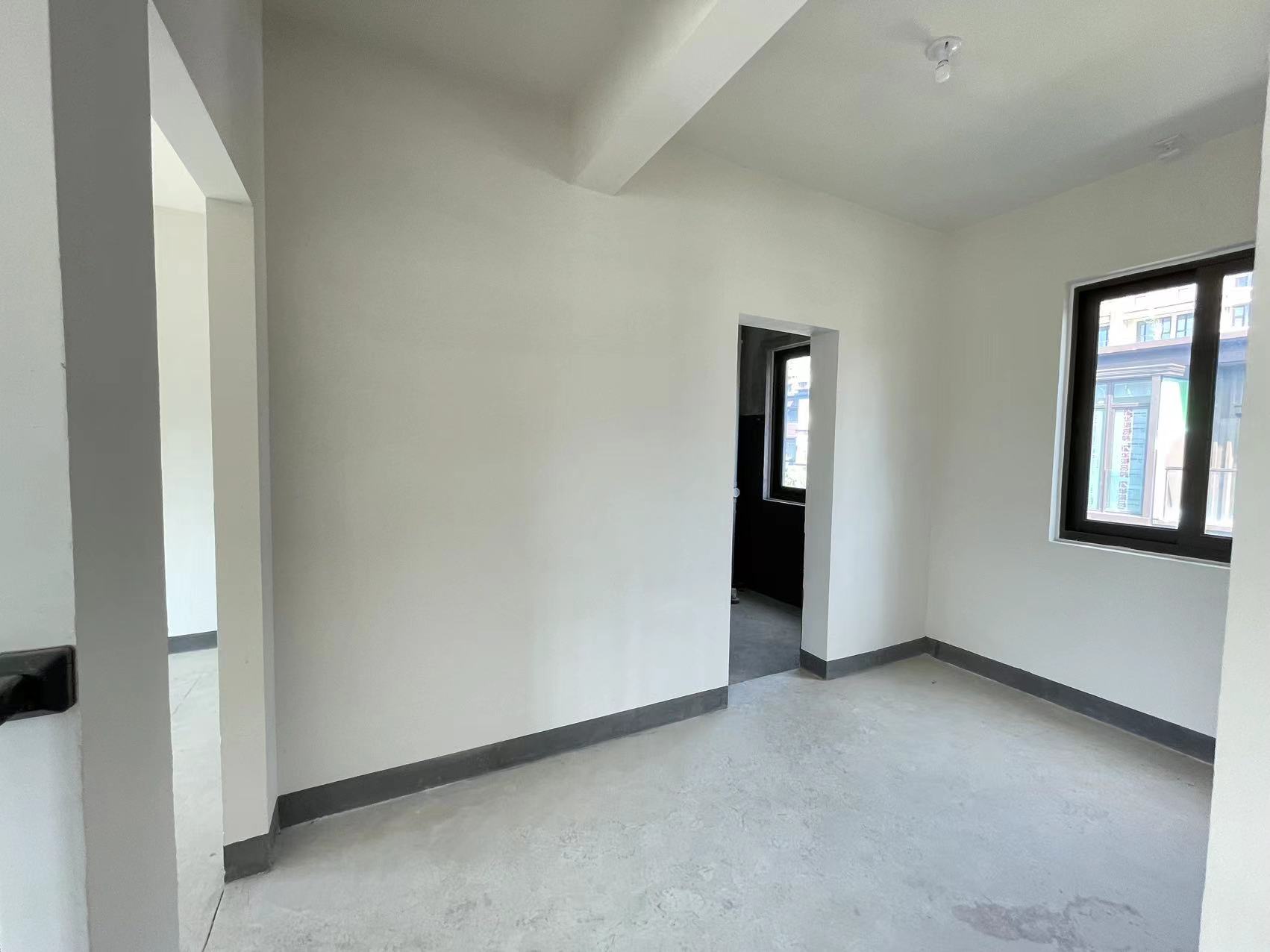 春风南岸西园 5室2厅4卫 138m&sup2;