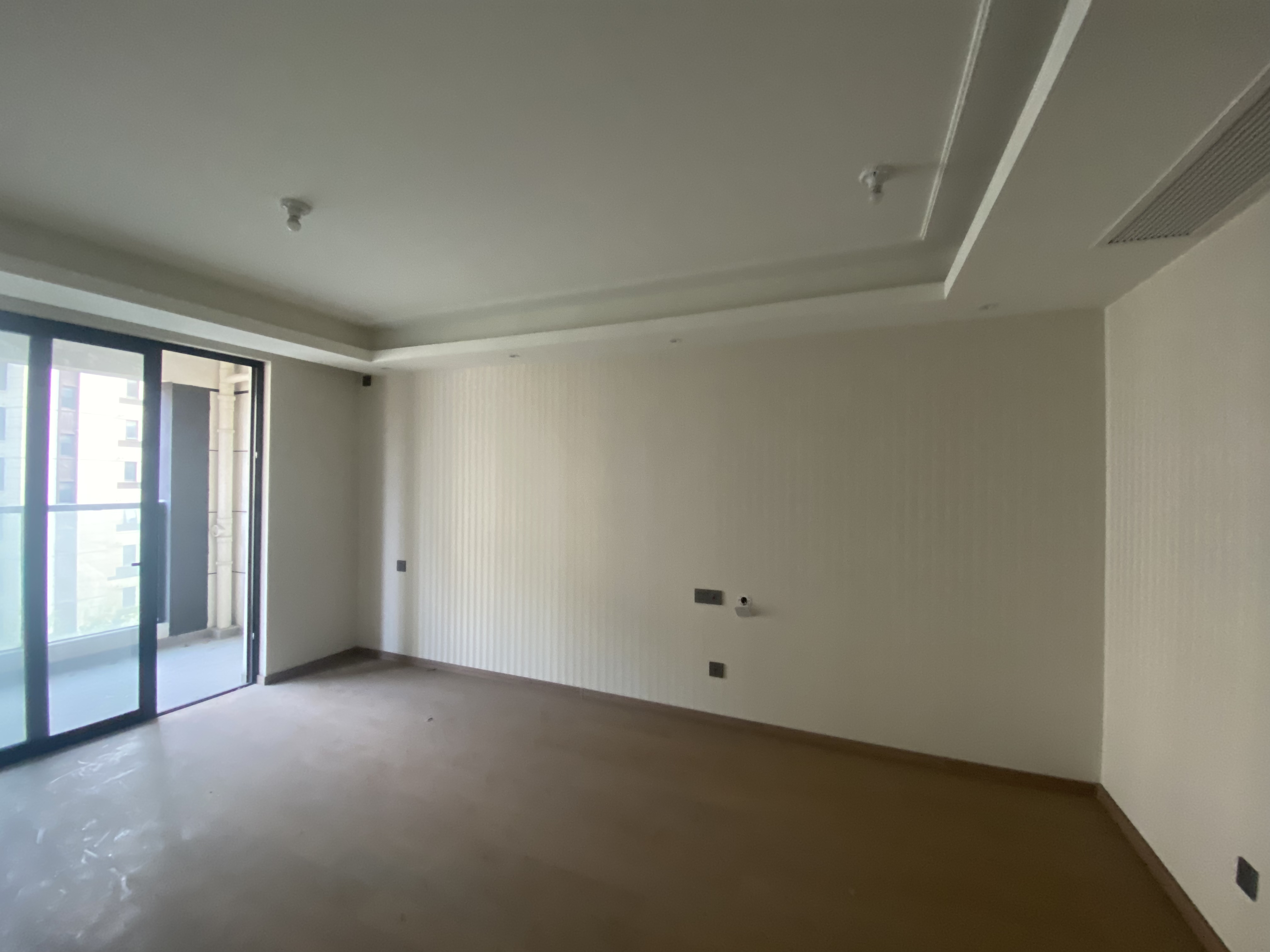 龙湖天宸源著 3室2厅1卫 98m²