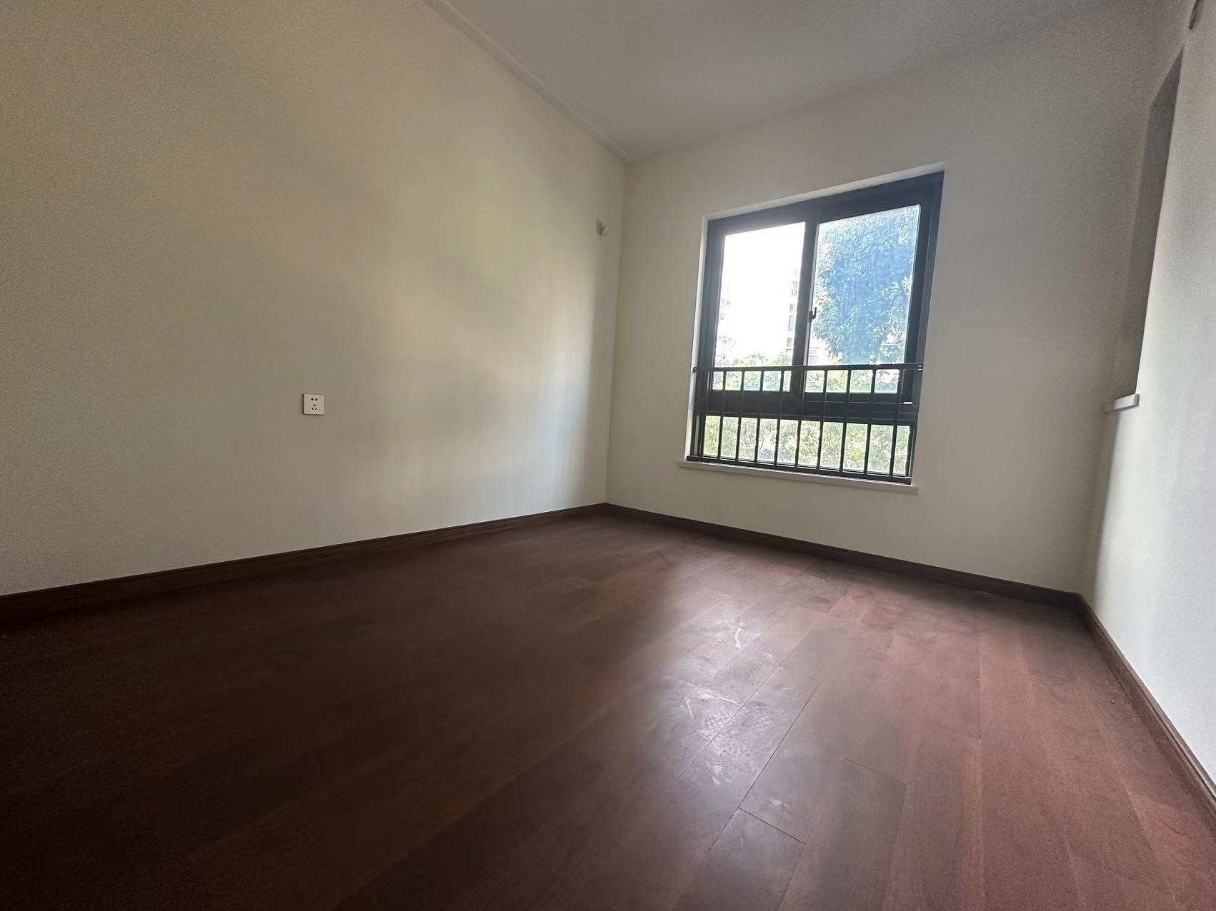 中南万科大都会 3室2厅2卫 131m&sup2;