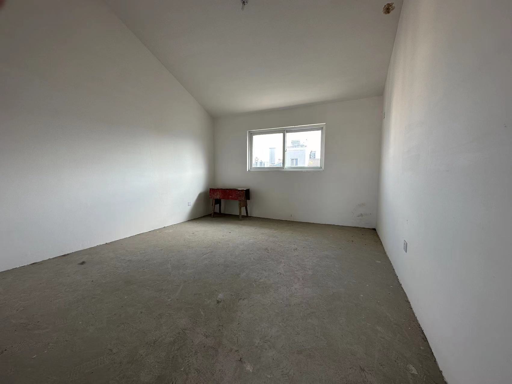 金霞东苑 4室2厅2卫 130m&sup2;