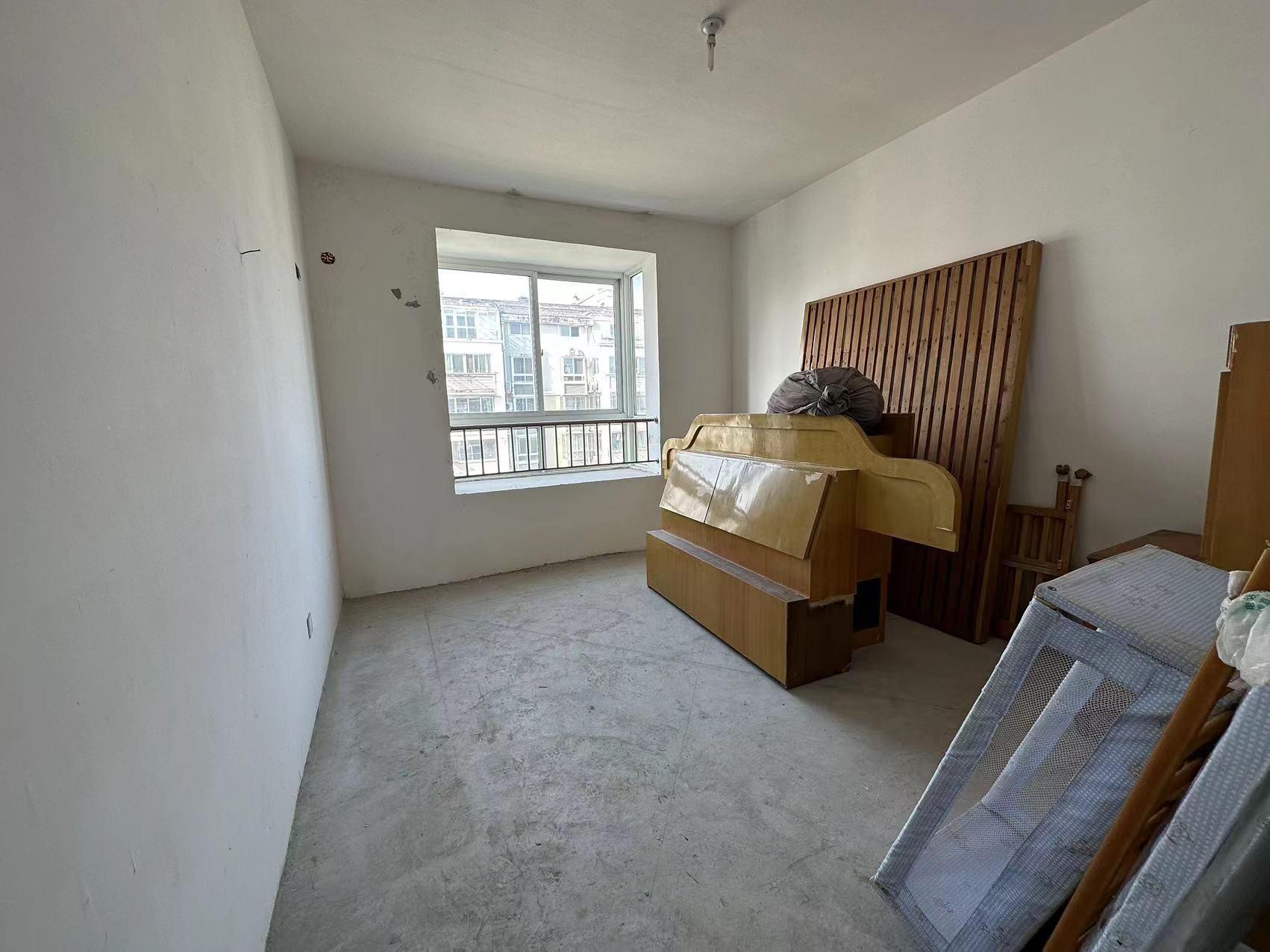 金霞东苑 3室2厅1卫 134m&sup2;