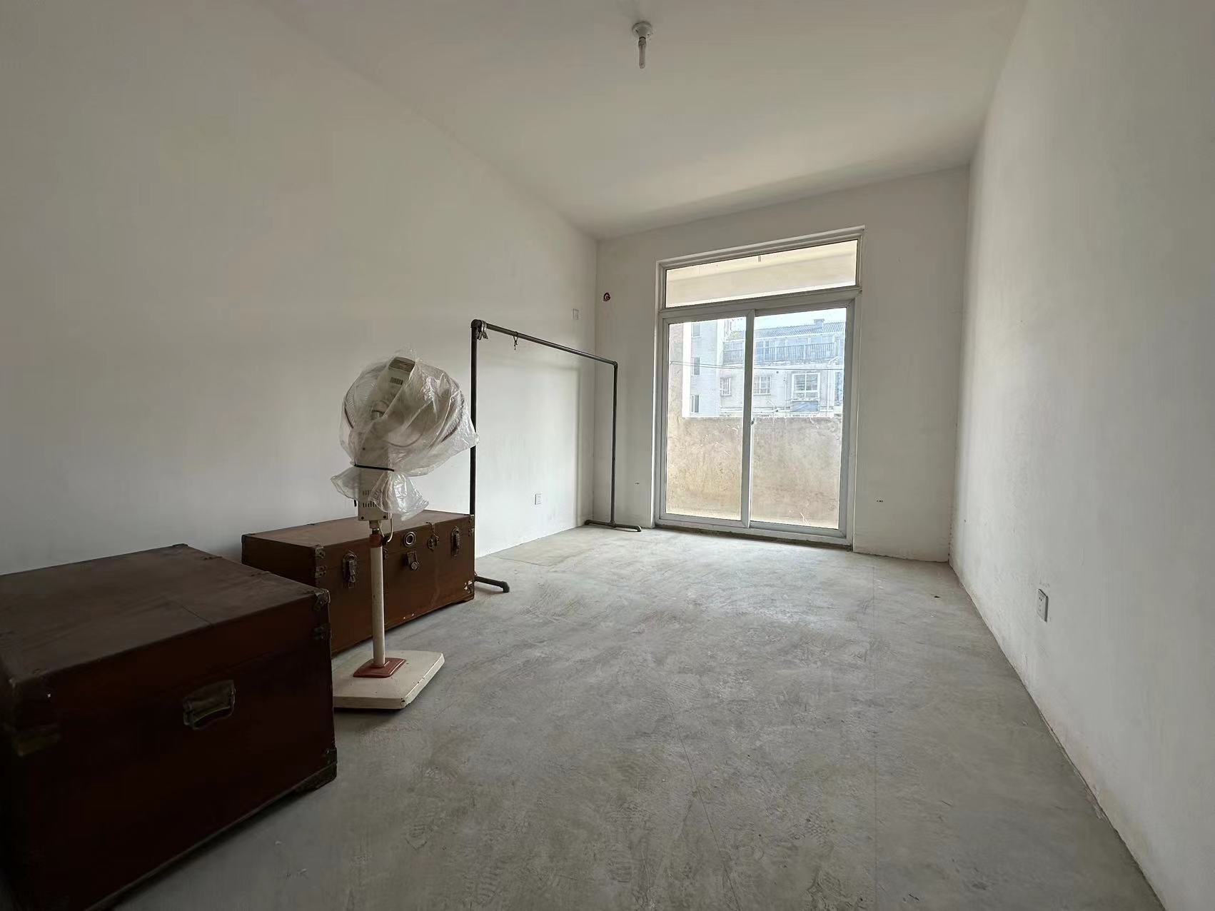 金霞东苑 3室2厅1卫 134m&sup2;