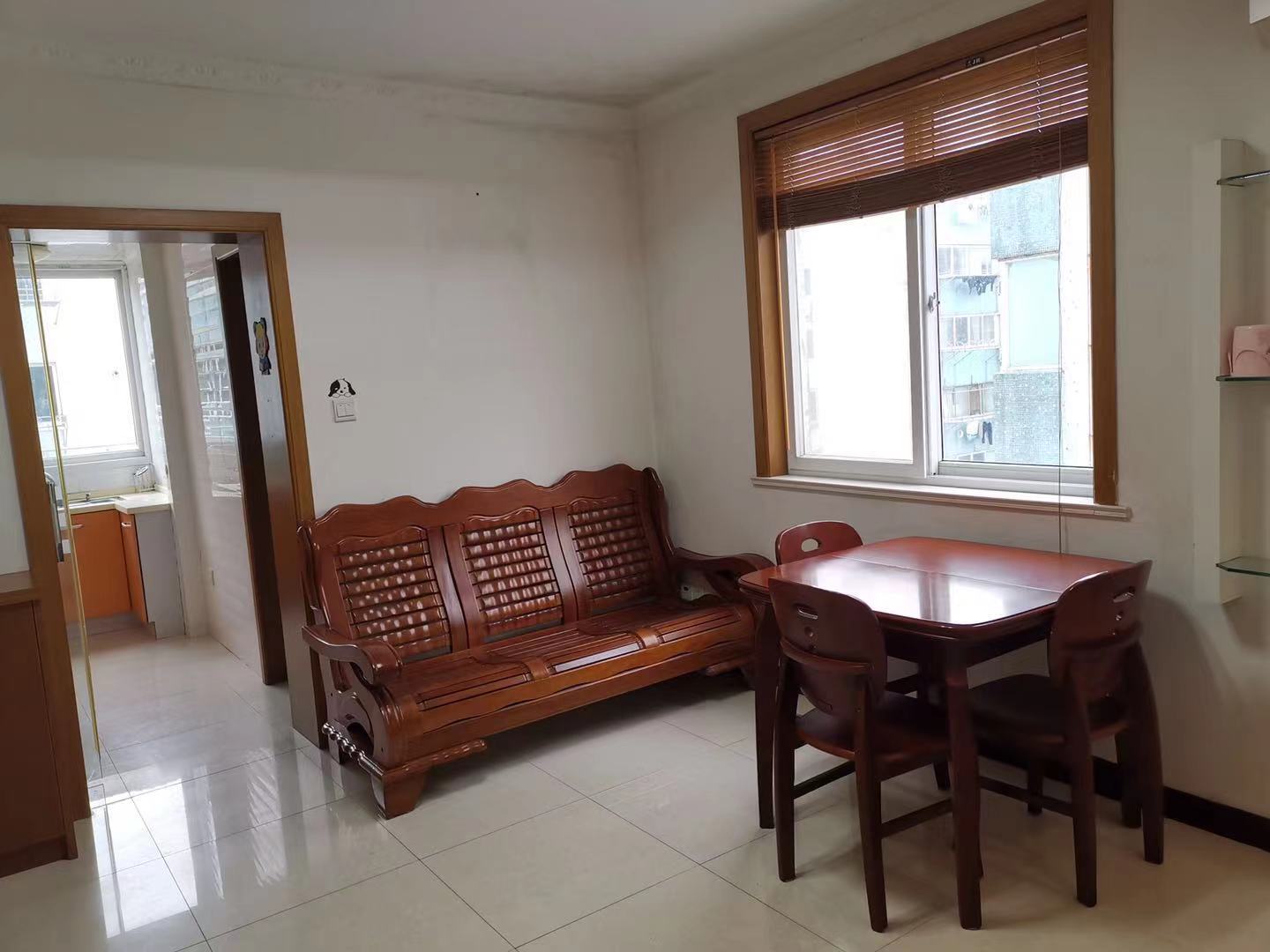 北濠桥东村 2室1厅1卫 70m²