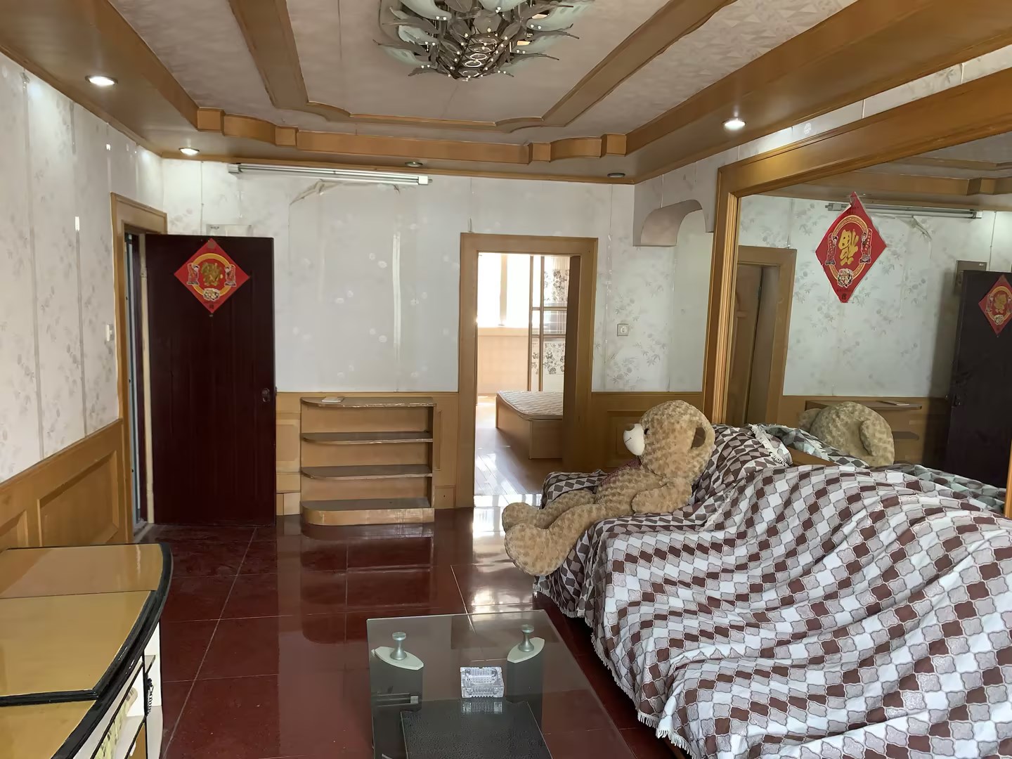 虹桥北村东区 3室2厅1卫 130m&sup2;