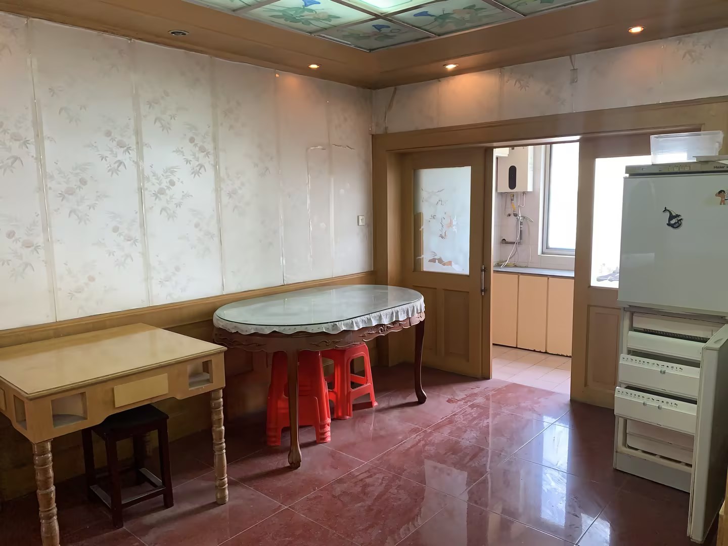 虹桥北村东区 3室2厅1卫 130m&sup2;