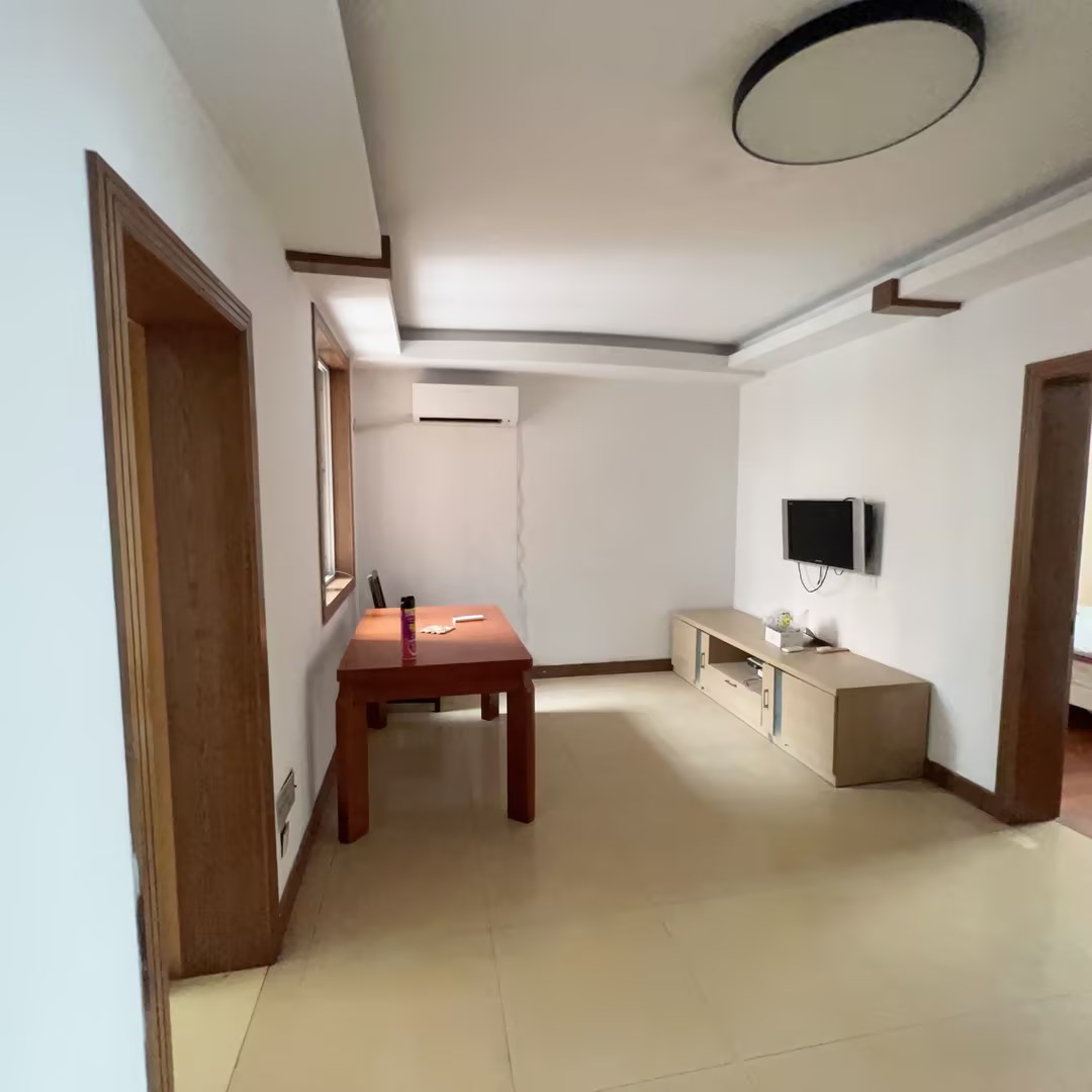 鑫乾花园 2室1厅1卫 82m&sup2;