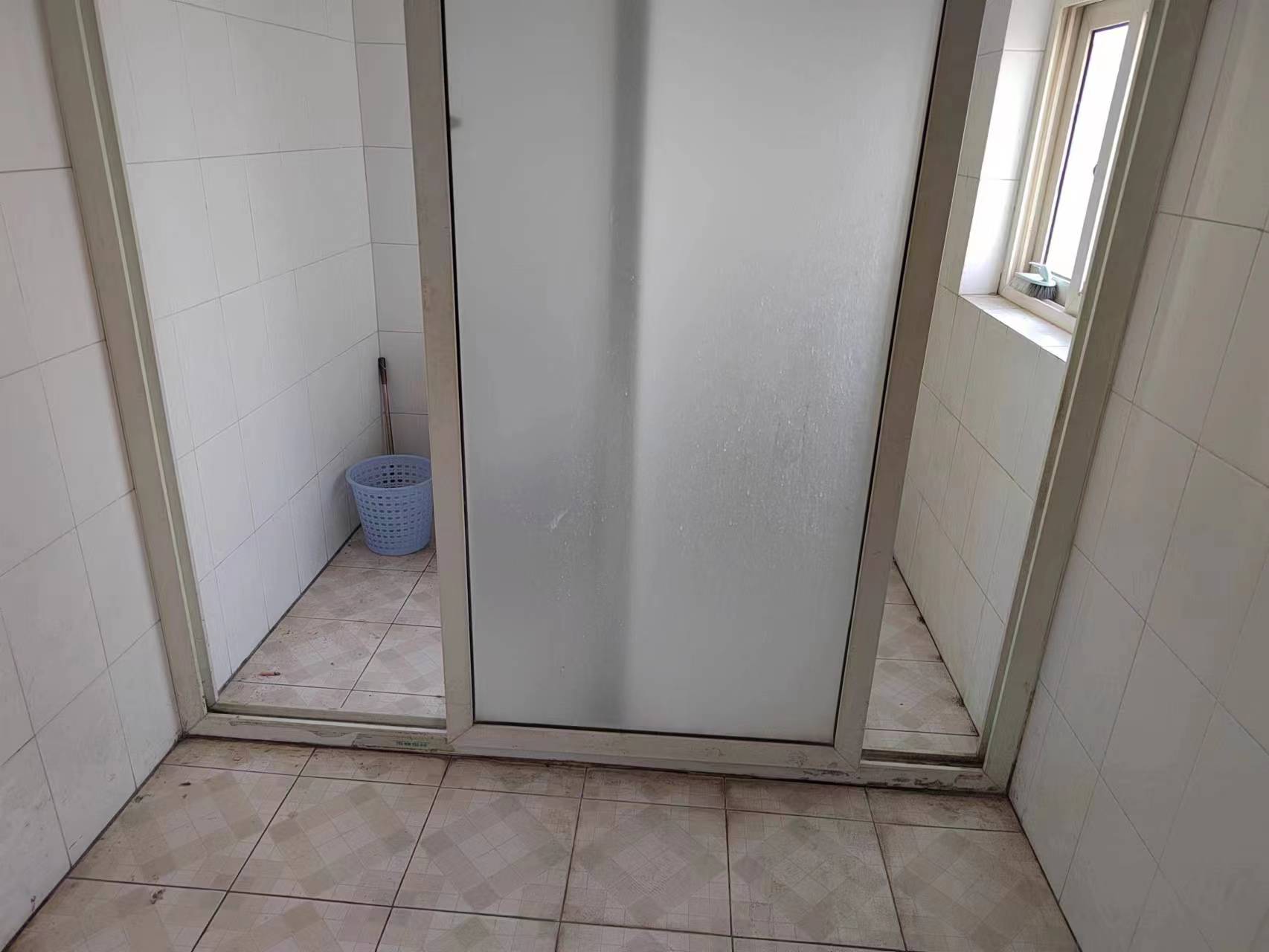 中远小区 0室0厅0卫 136.00m&sup2;