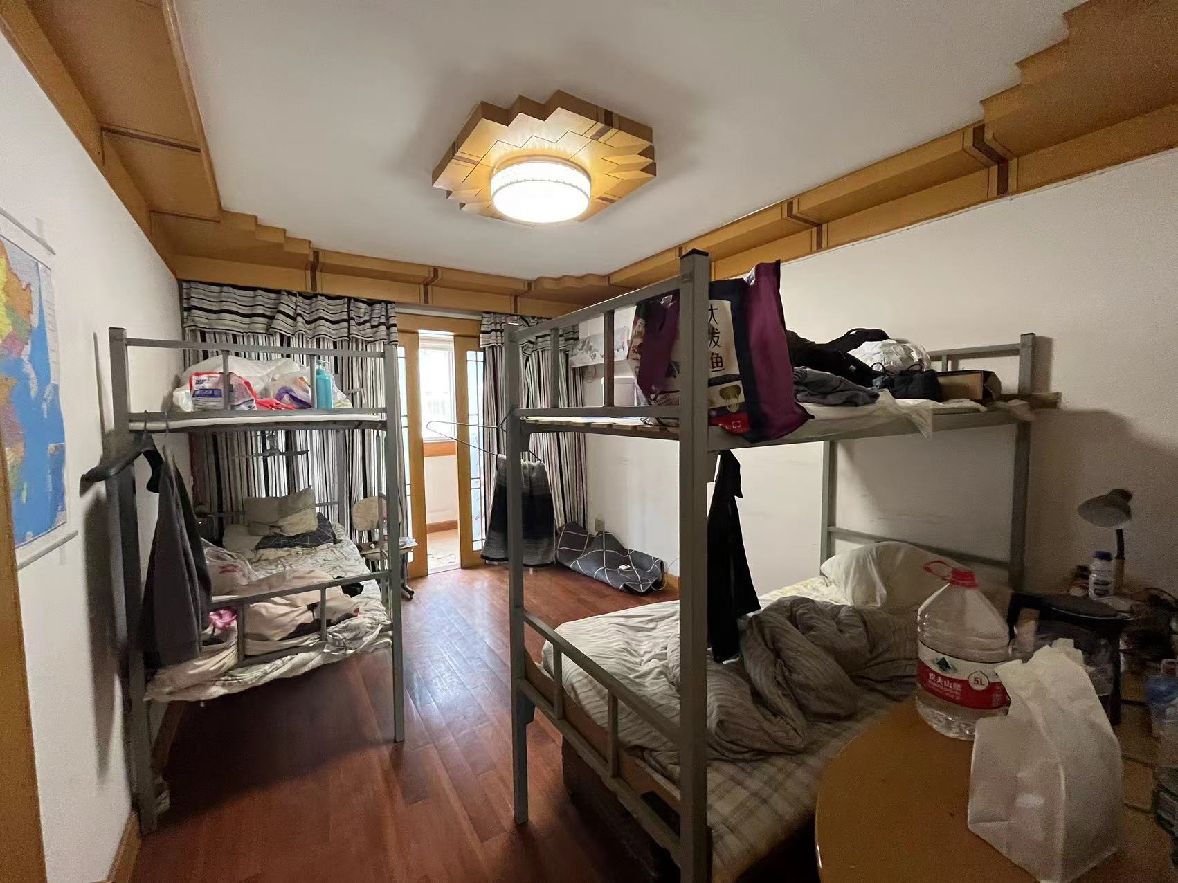金鑫苑 3室1厅1卫 131m&sup2;